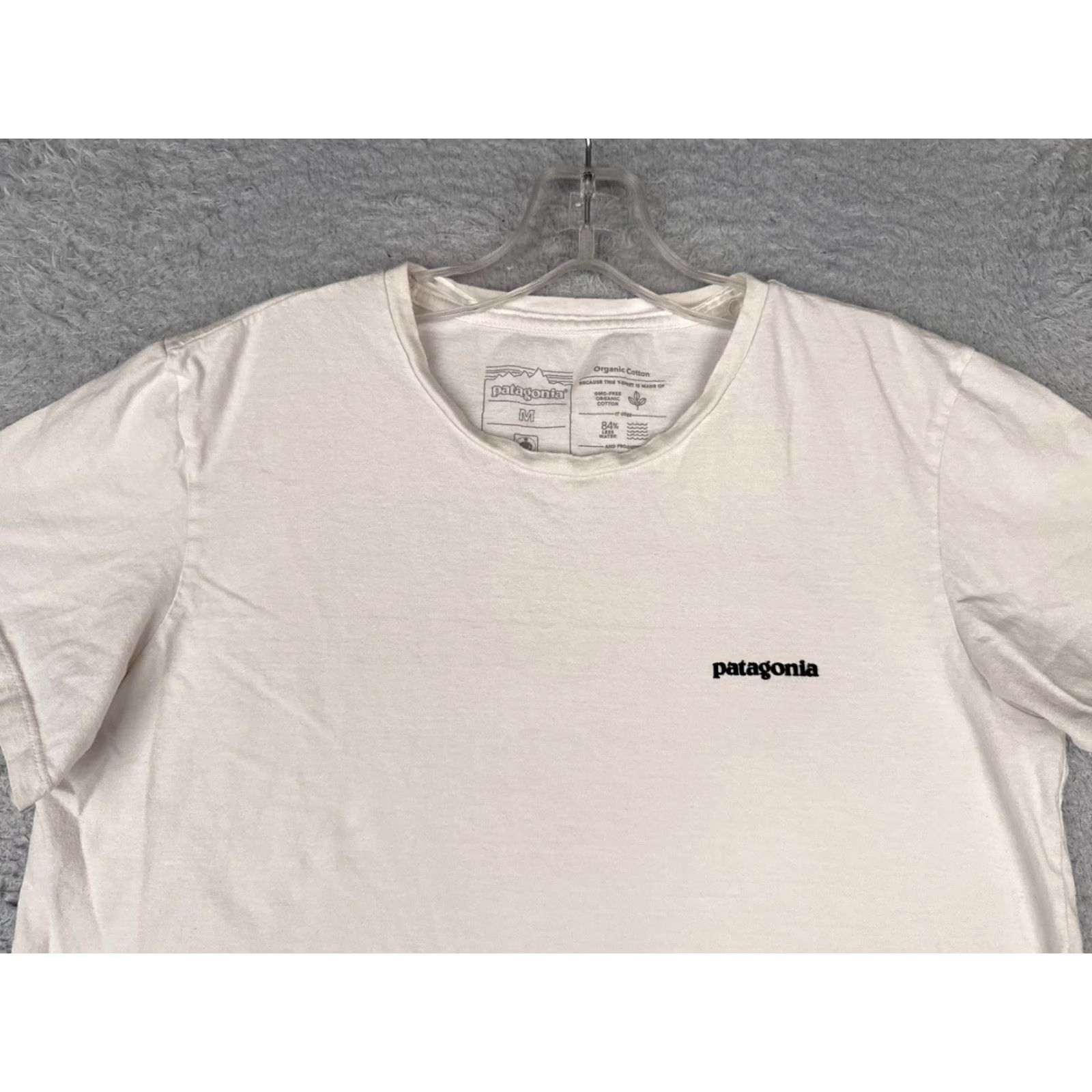 Patagonia Patagonia Shirt Adult Medium White Short Sleeve Crew Neck Cotton Crop Distressed Cropped Shirt Womens Classic Outdoor 90s? Size M / US 6-8 / IT 42-44 - 4 Thumbnail