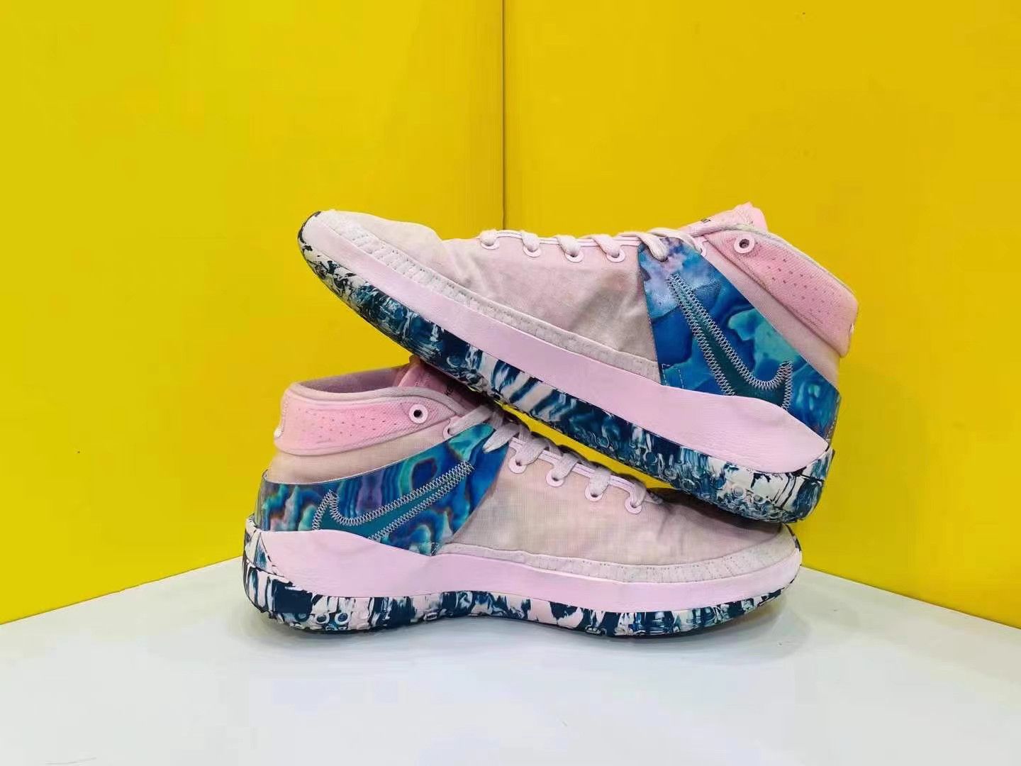 Nike Nike KD13 Basketball Shoes K15 Size US 11.5 / EU 44-45 - 5 Thumbnail