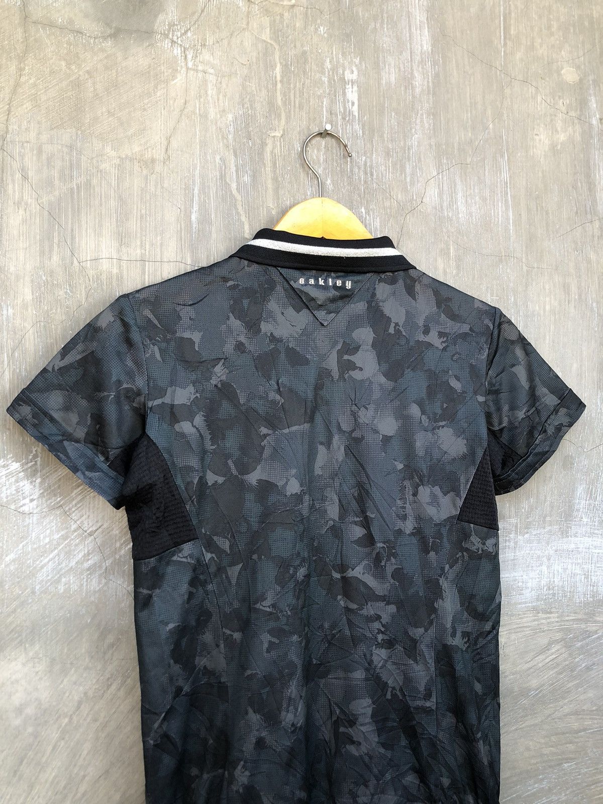 Oakley × Vintage Oakley Sport Midi Dress Army Pattern Size M / US 6-8 / IT 42-44 - 10 Thumbnail