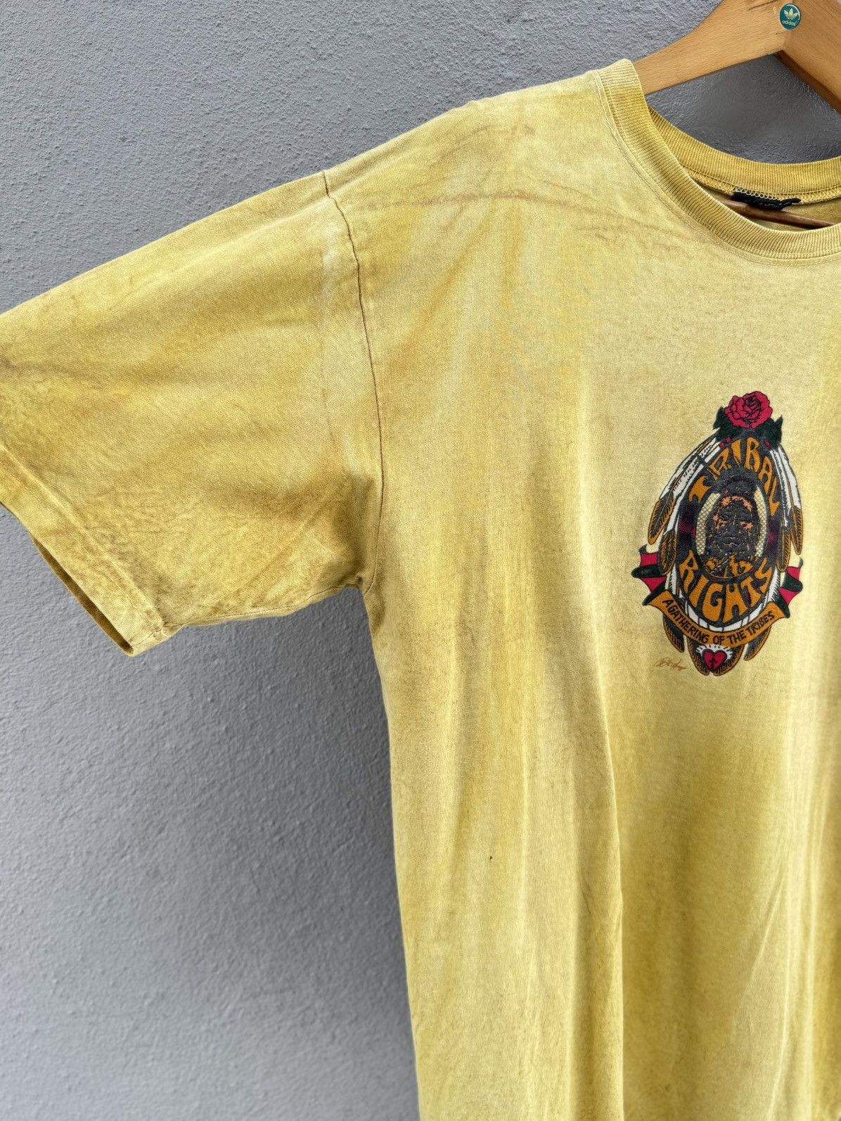 Arts & Science Vintage 90s Tribal Right American Leader Artwork Graphic Tee Size US XL / EU 56 / 4 - 5 Thumbnail