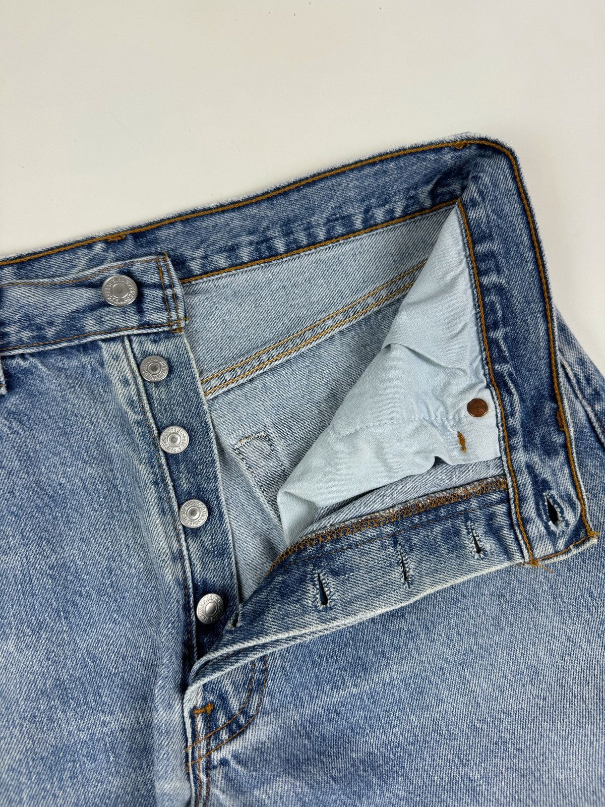 Levi's 90’s Distressed Levi’s 501 Washed Blue Jeans Pants Made USA Size US 32 / EU 48 - 10 Thumbnail