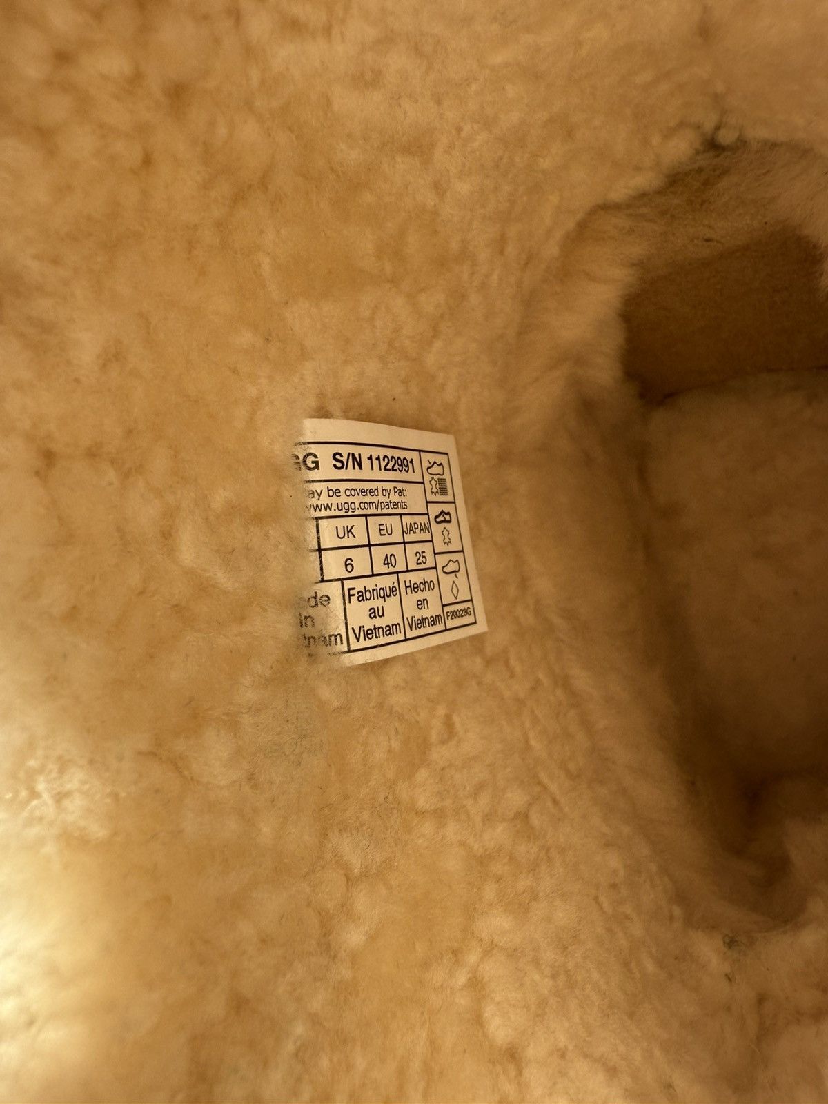 Telfar × Ugg TELFAR x UGGS!! Size US 7 / EU 40 - 6 Thumbnail