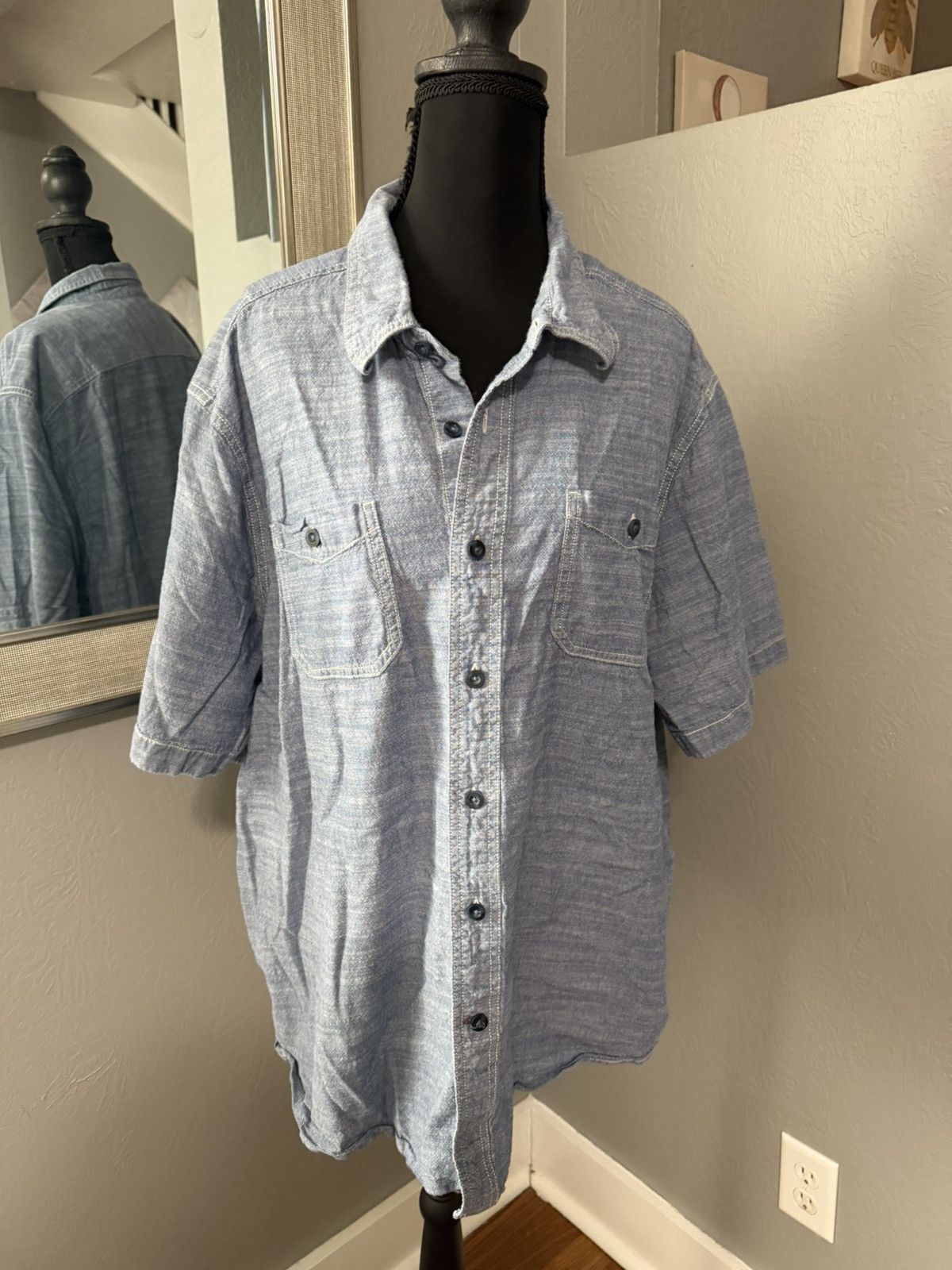 Woolrich Woolen Mills Woolrich Chambray Short Sleeve Button Down Shirt Size XXL Size US XXL / EU 58 / 5 - 1 Thumbnail