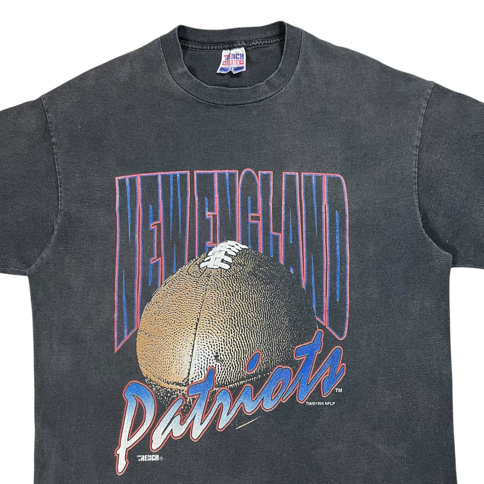 NFL × Trench USA × Vintage Vintage 1994 New England Patriots faded football NFL tee Size US XL / EU 56 / 4 - 2 Thumbnail