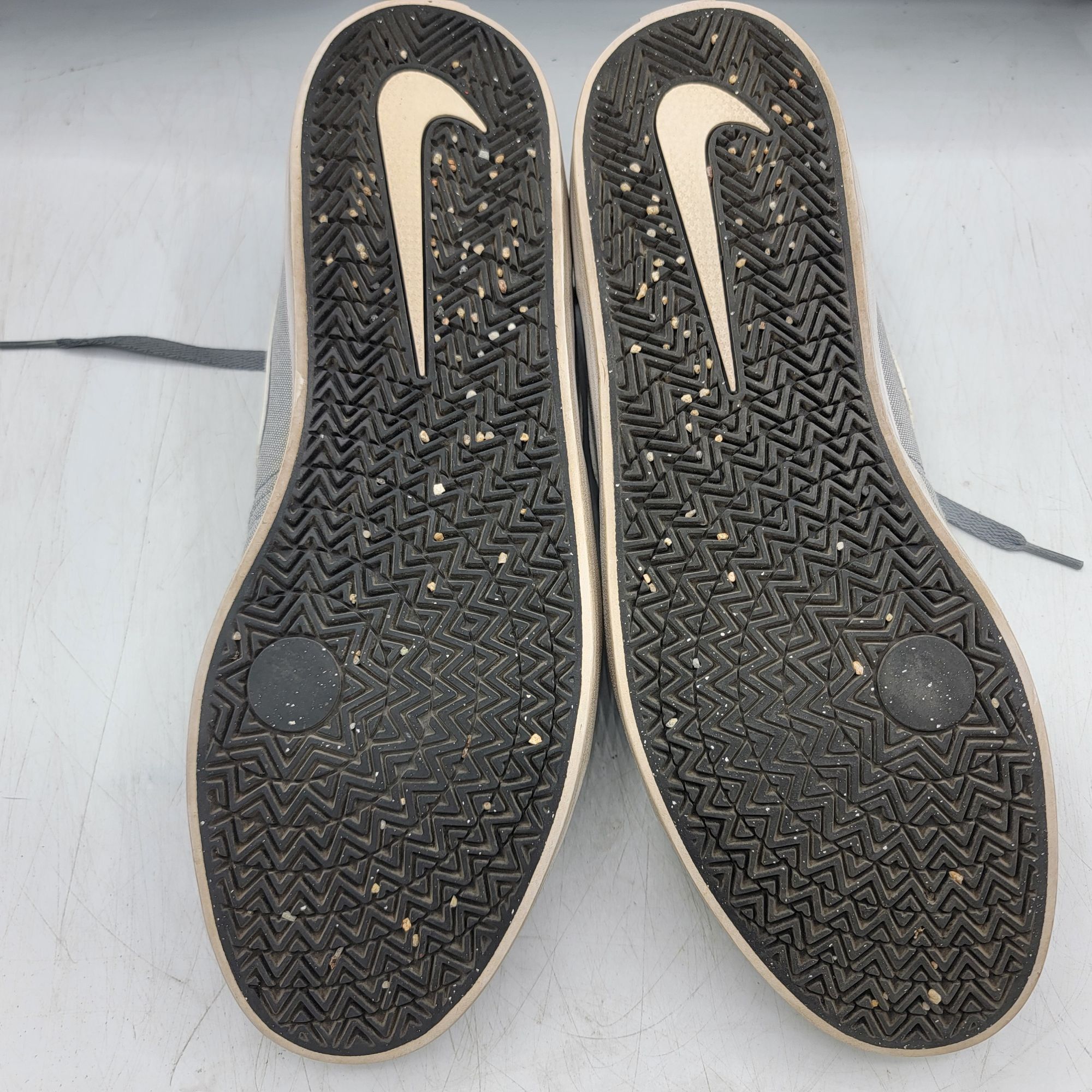 Nike Nike SB Check Solarsoft Mens 13 Gray Skateboard Shoes Athlet Size US 13 / EU 46 - 7 Thumbnail