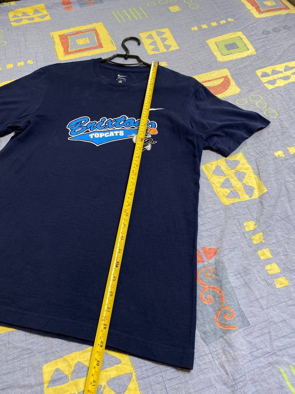 Nike Mens Vintage Nike T Shirt logo y2k Size US M / EU 48-50 / 2 - 8 Thumbnail
