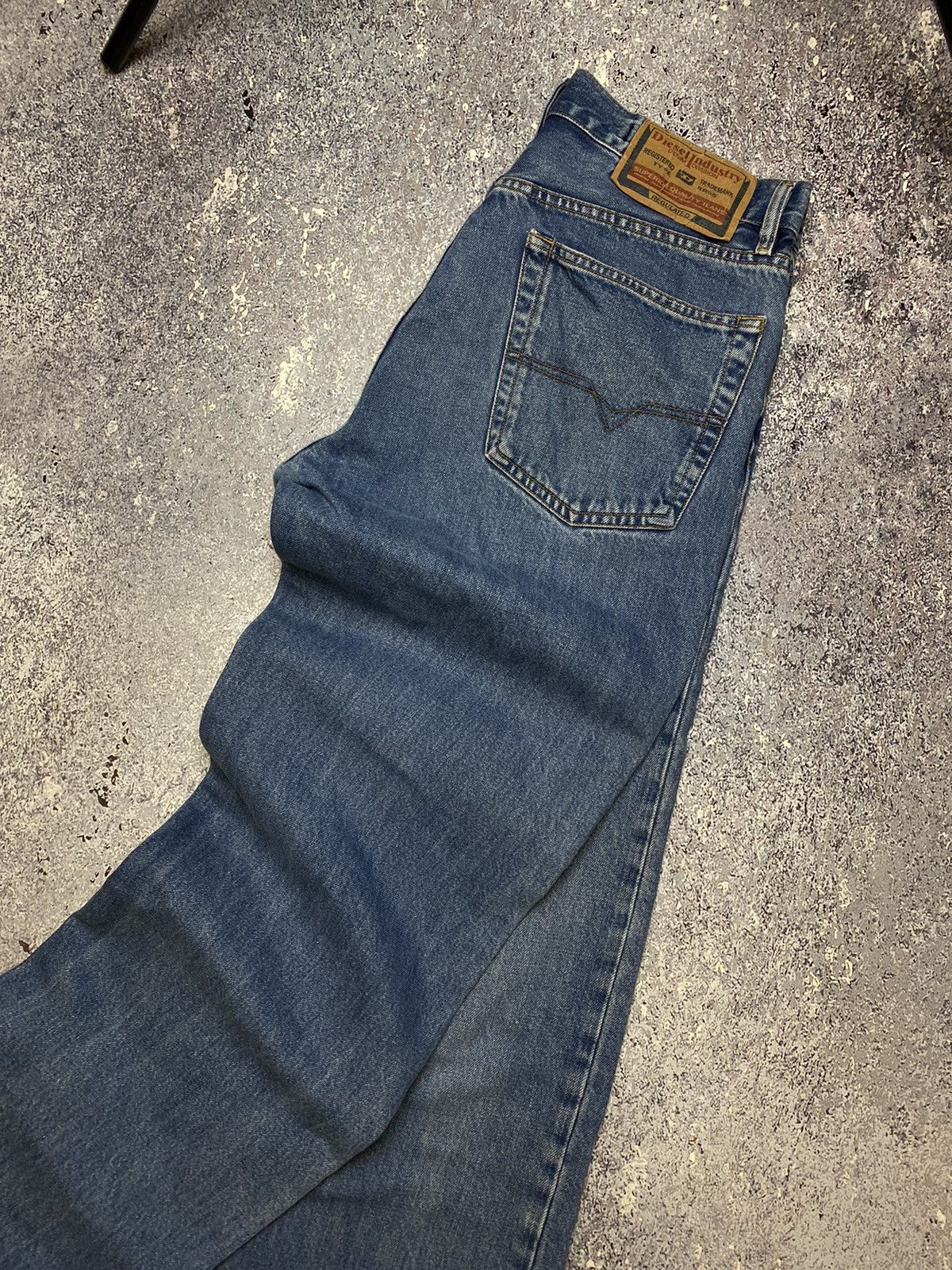 Diesel × Japanese Brand × Vintage 💥JAPANESE DIESEL VINTAGE JEANS 33 Size US 33 - 4 Thumbnail