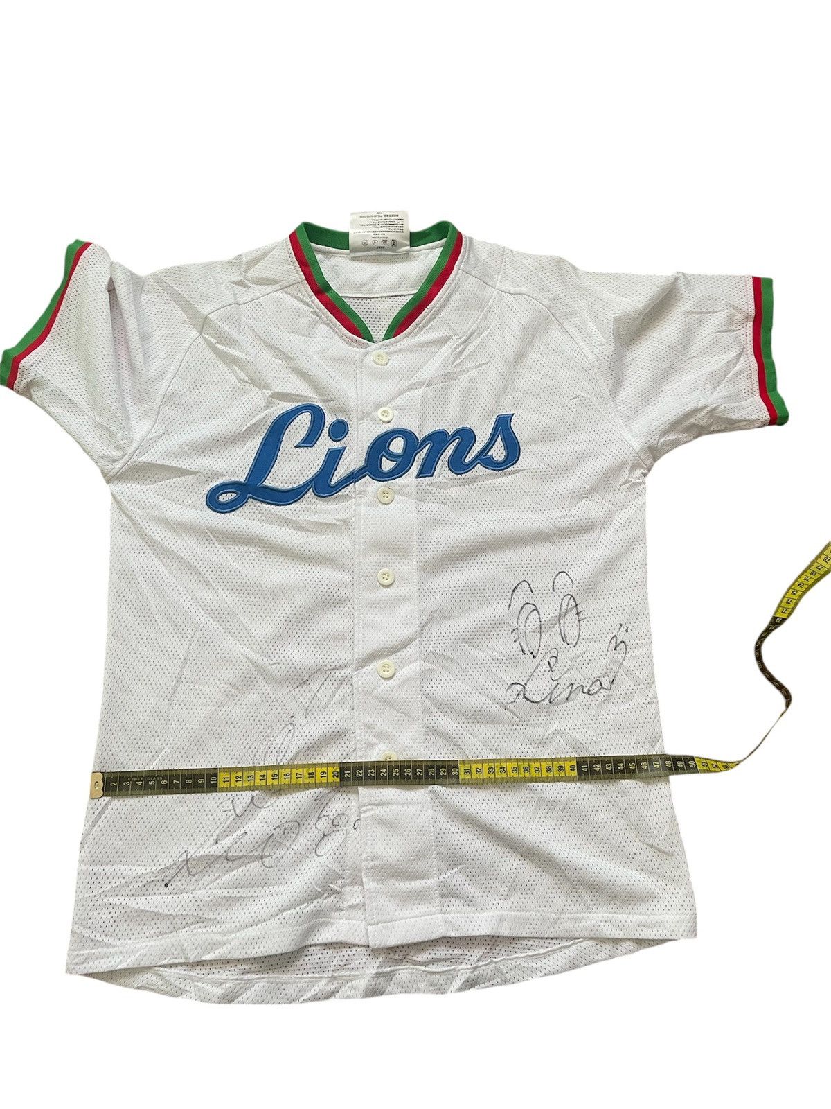 Japanese Brand LIONS x FansClub with signature Size US M / EU 48-50 / 2 - 5 Thumbnail