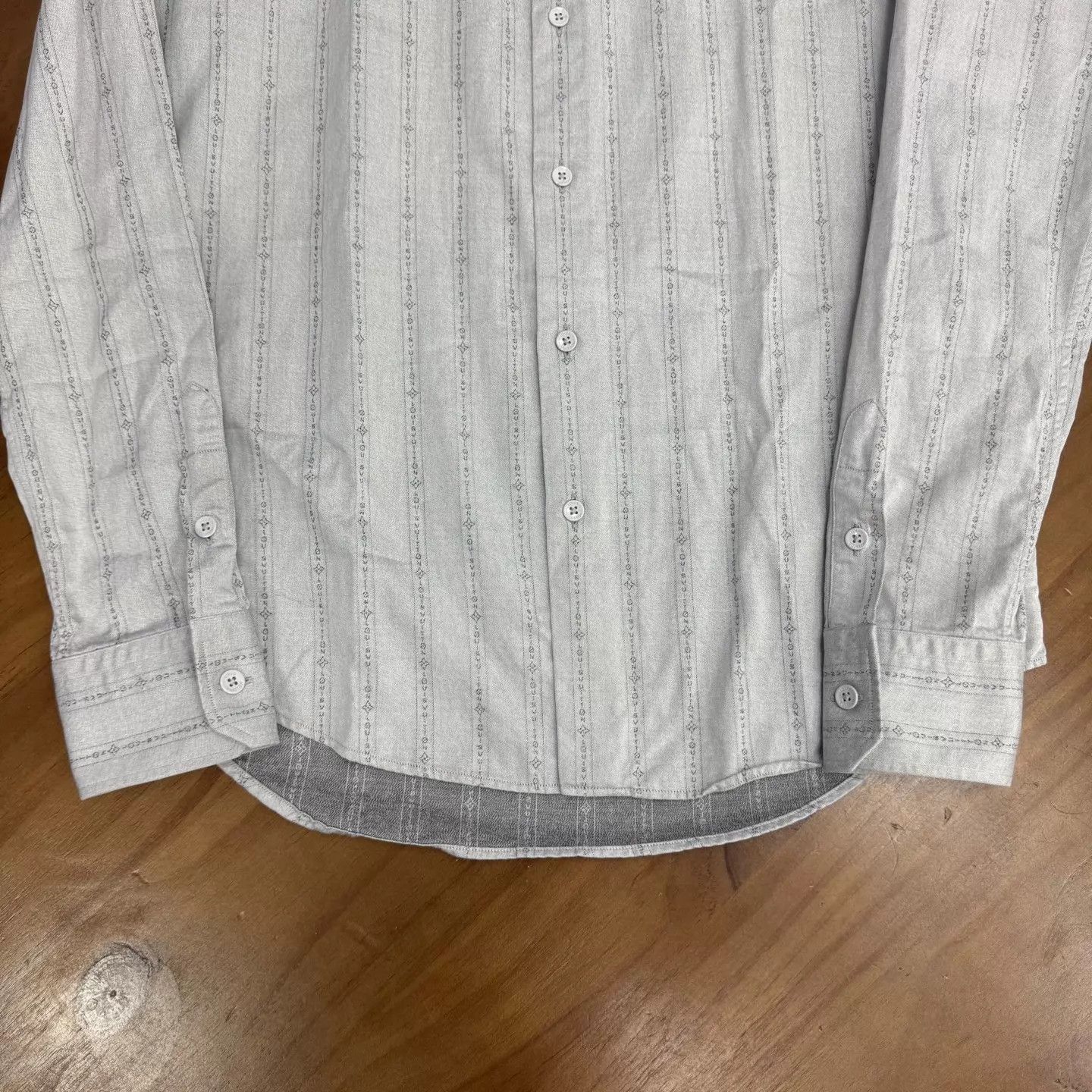 Louis Vuitton LV Gray & White Striped Shirt 38 Size US S / EU 44-46 / 1 - 4 Thumbnail