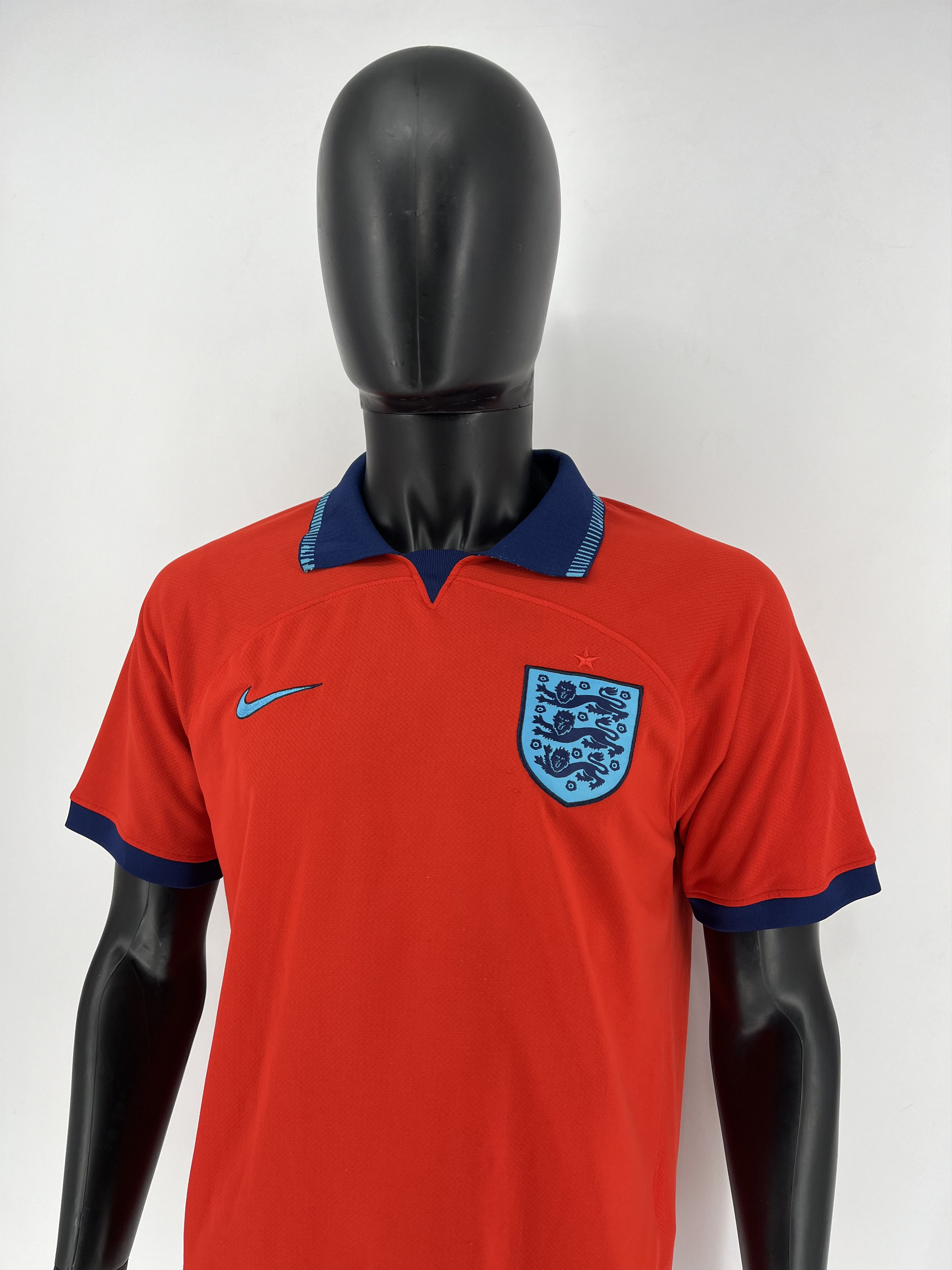 Other Nike England 🏴󠁧󠁢󠁥󠁮󠁧󠁿 jersey 2022 Qatar FIFA World Cup Size US L / EU 52-54 / 3 - 4 Thumbnail