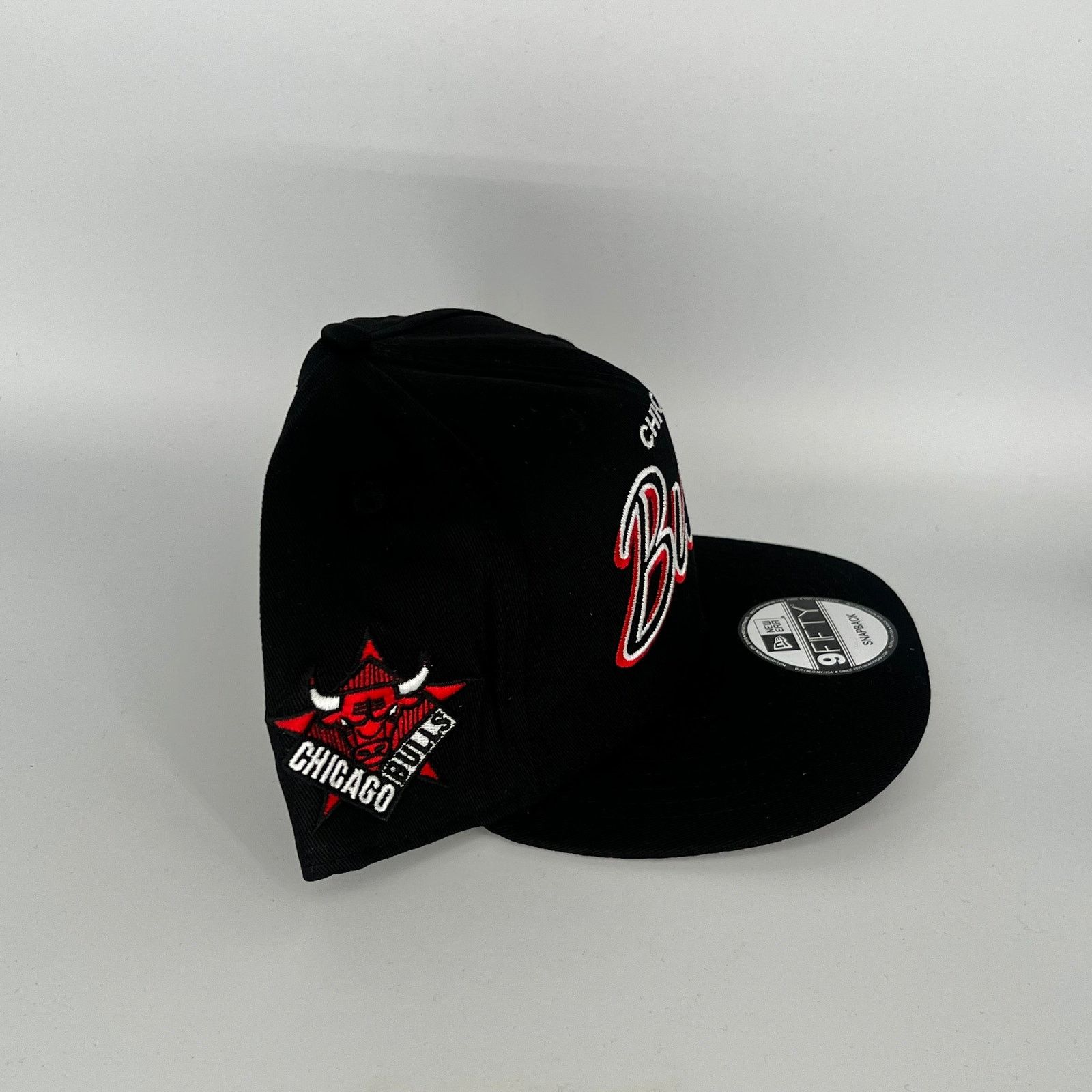New Era Black Chicago Bulls Logo Side Patch New Era NBA 9Fifty Hat Size ONE SIZE - 3 Thumbnail