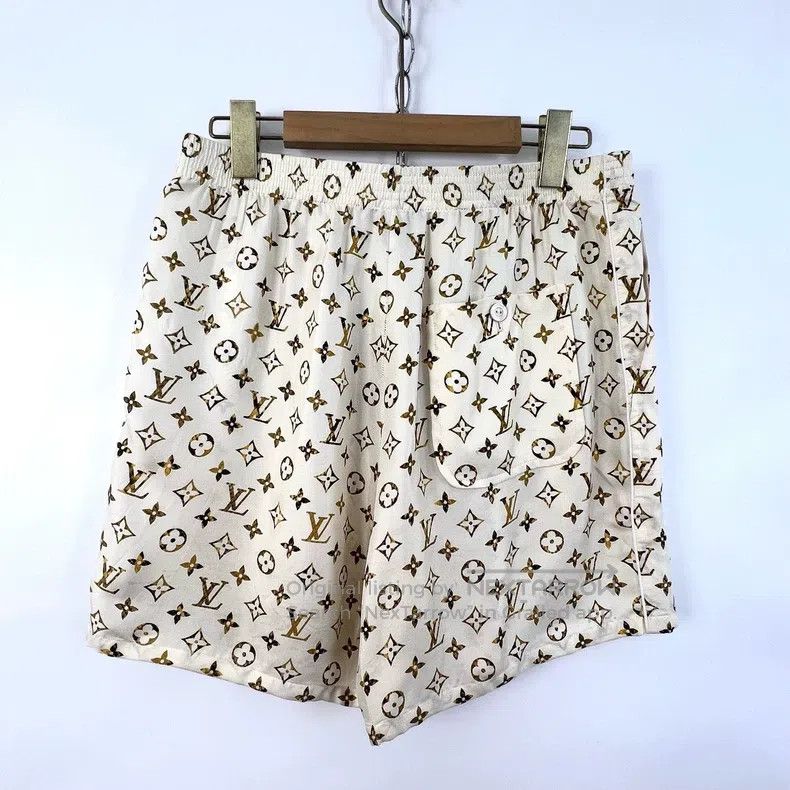 Louis Vuitton Louis Vuitton Presbytage printed silk shorts Size US 40 / EU 56 - 3 Thumbnail