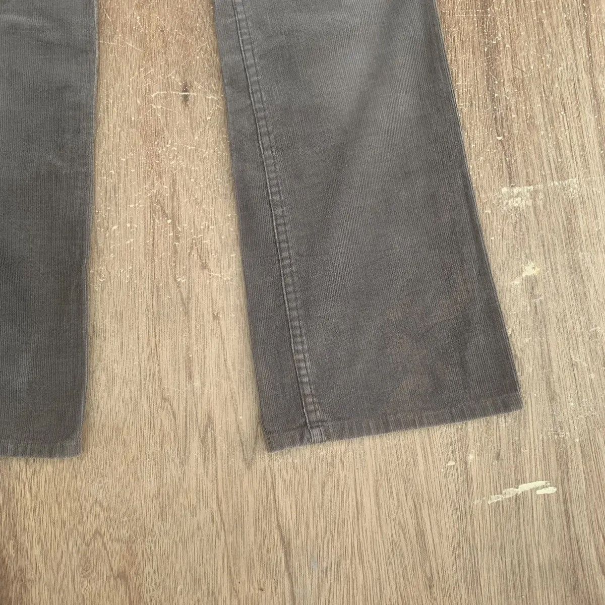 Levi's 💥1990’s VINTAGE LEVI’S 517 JEANS FLARE LEVIS CORDUROY PANTS Size US 28 / EU 44 - 6 Thumbnail