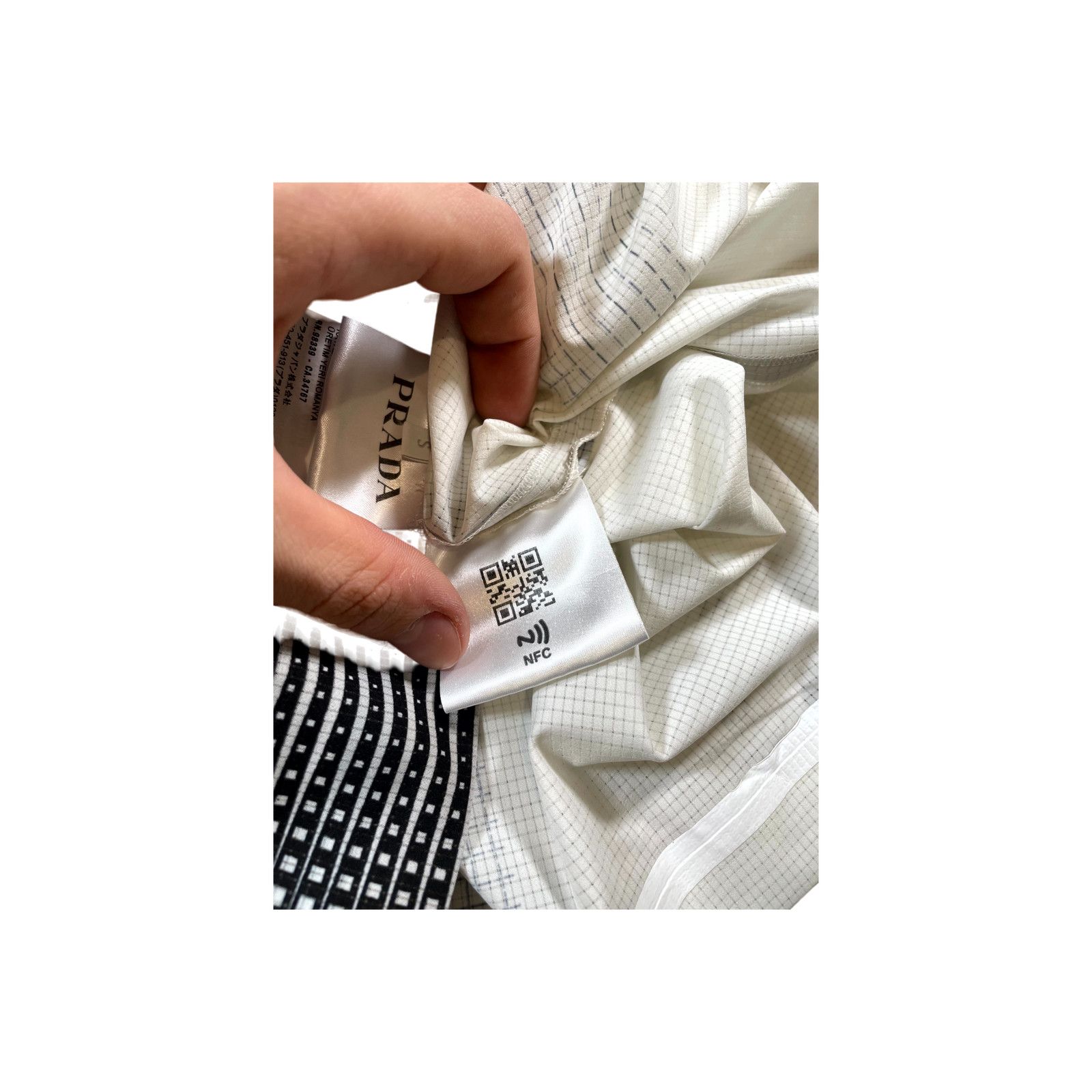 Prada Prada Sportswear Checkered White & Black Tee Size US S / EU 44-46 / 1 - 2 Thumbnail