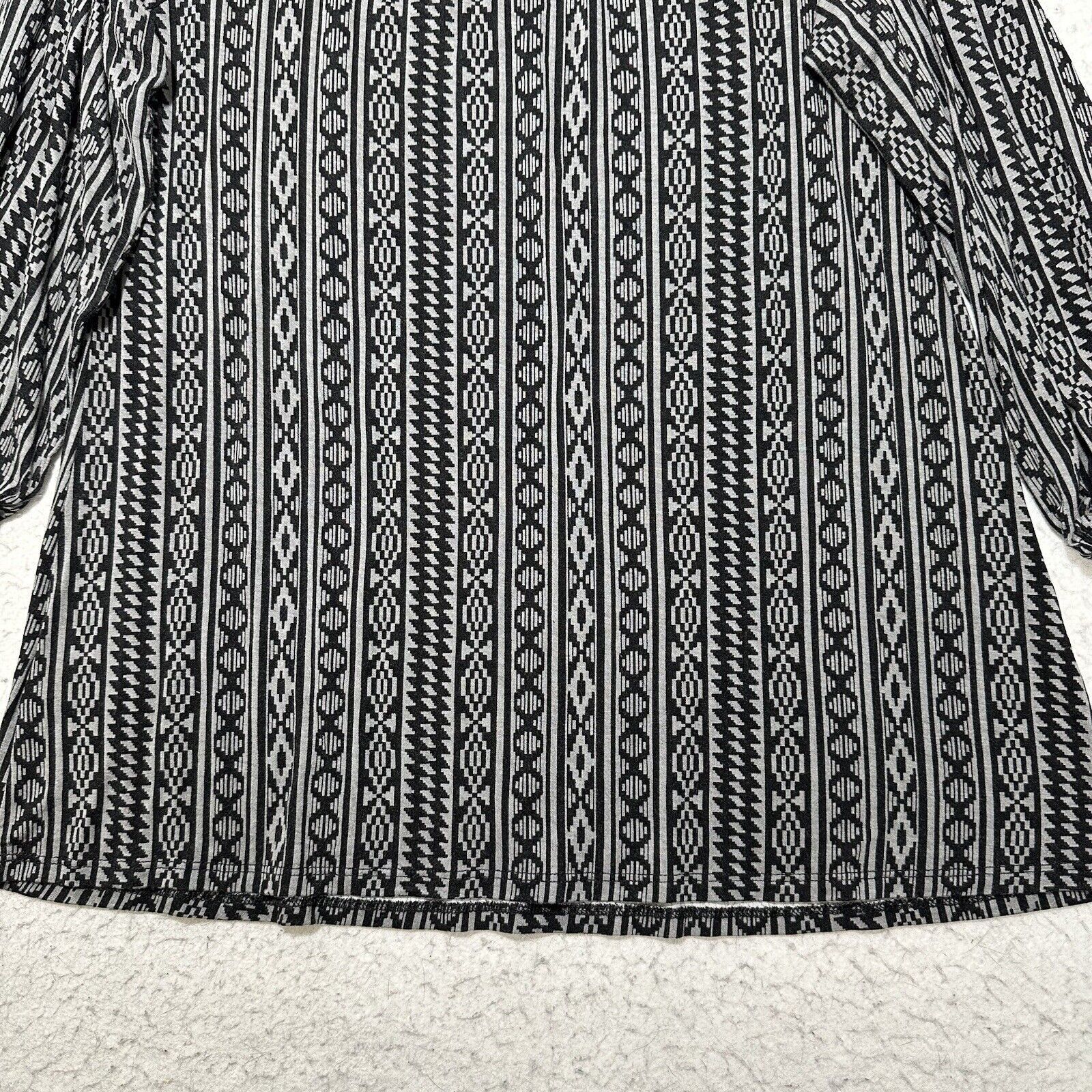 Other LuLaRoe Small 3/4 Sleeve Peasant Top Lightweight Blouse Size S / US 4 / IT 40 - 12 Thumbnail