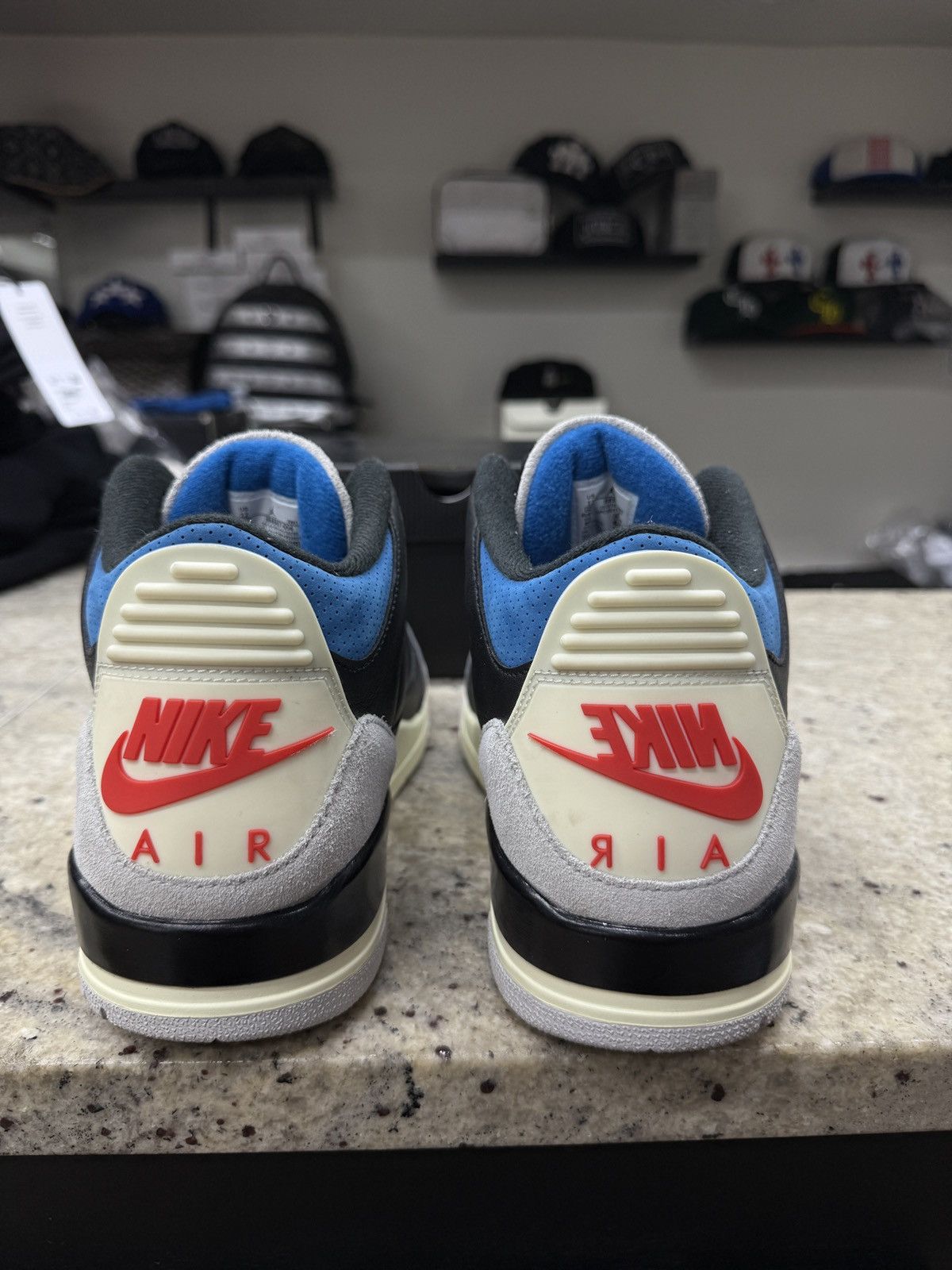 Jordan Brand Jordan Retro Ama 3s Size US 12 / EU 45 - 4 Thumbnail