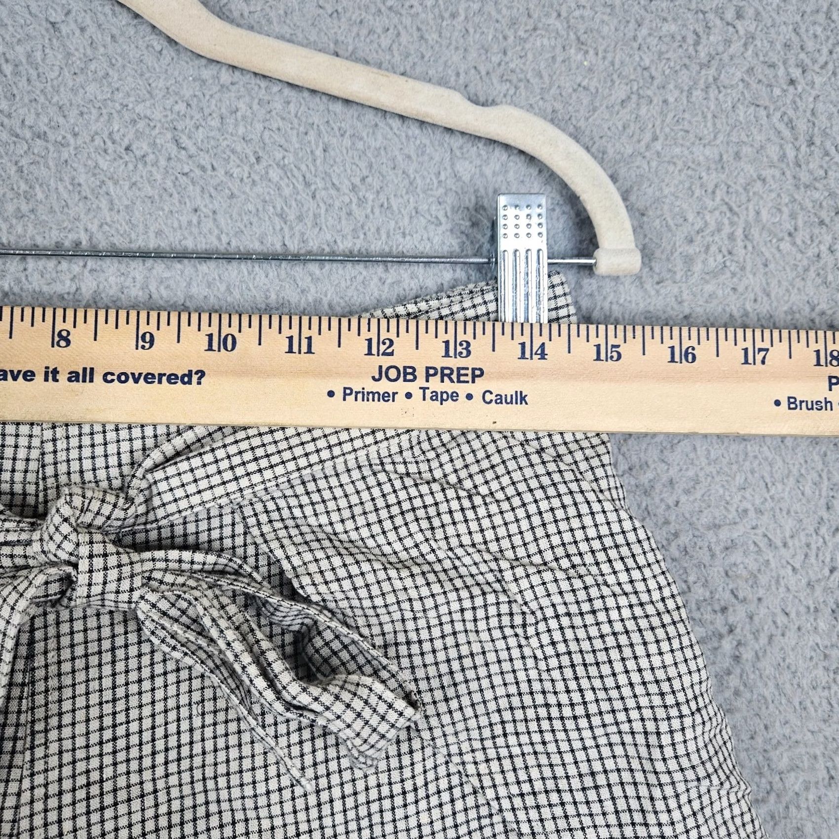 Patagonia Patagonia Womens blue-gray plaid mini tie front short S Size Size 28" / US 6 / IT 42 - 6 Thumbnail