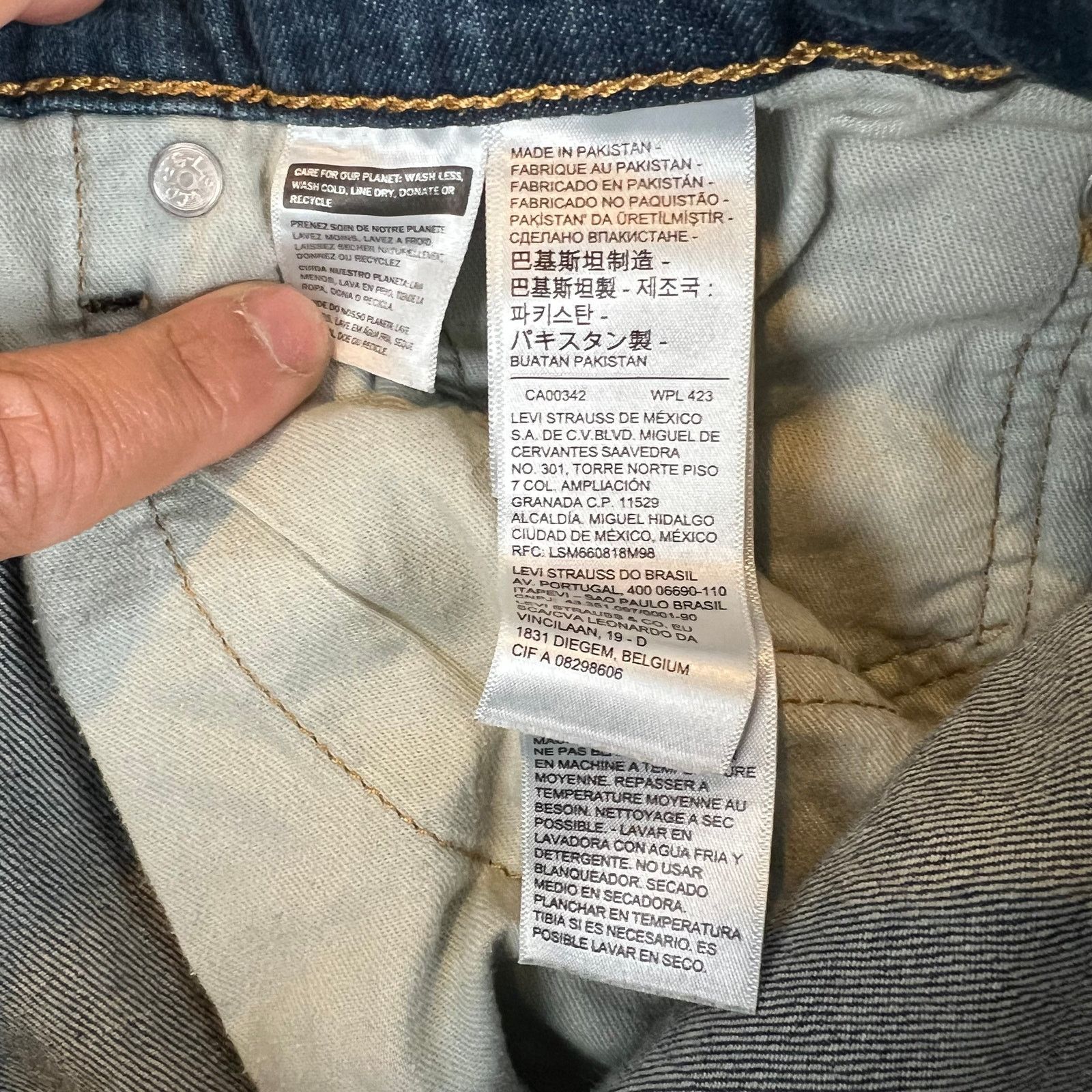 Levi's Levis 541 Jeans Mens 35x30 Blue Athletic Tapered Denim Size US 35 - 5 Thumbnail