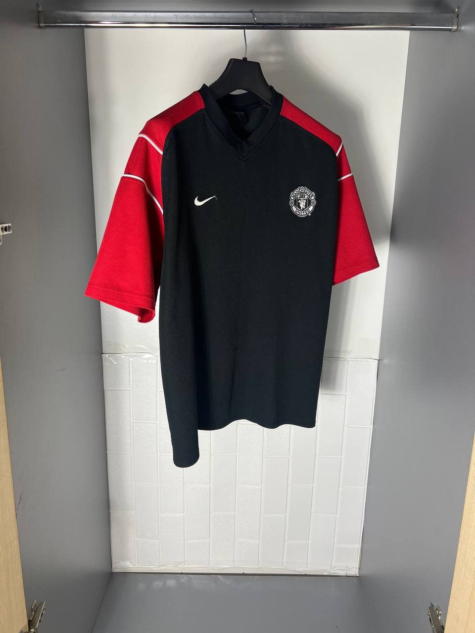 Nike VINTAGE NIKR FC MANCHESTER UNITED ENGLAND SOCCER JERSEY 90s Size US XL / EU 56 / 4 - 4 Thumbnail