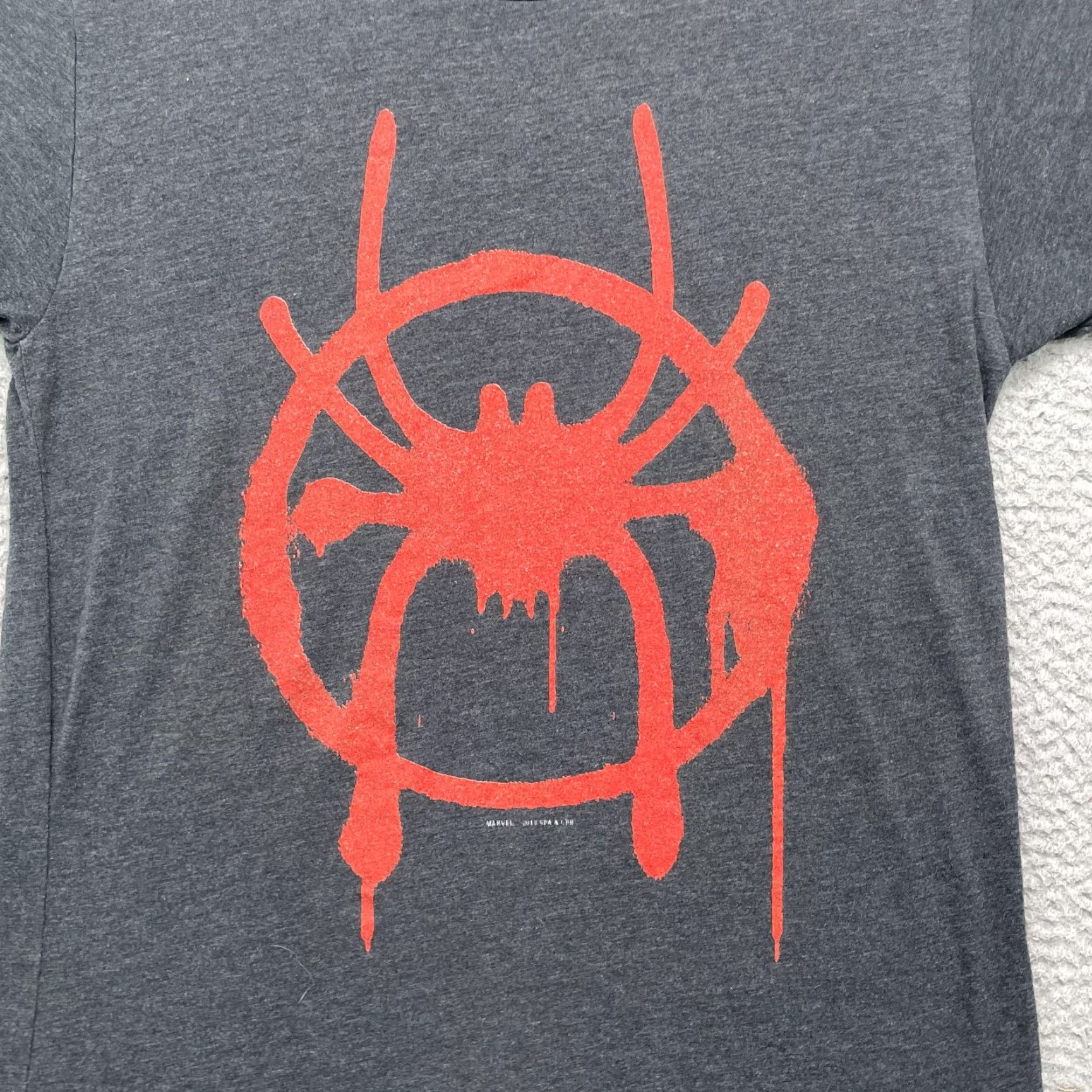 Next Level Marvel Spiderman T-Shirt Men Medium Gray Dad core Streetwear Y2K Size US M / EU 48-50 / 2 - 3 Thumbnail