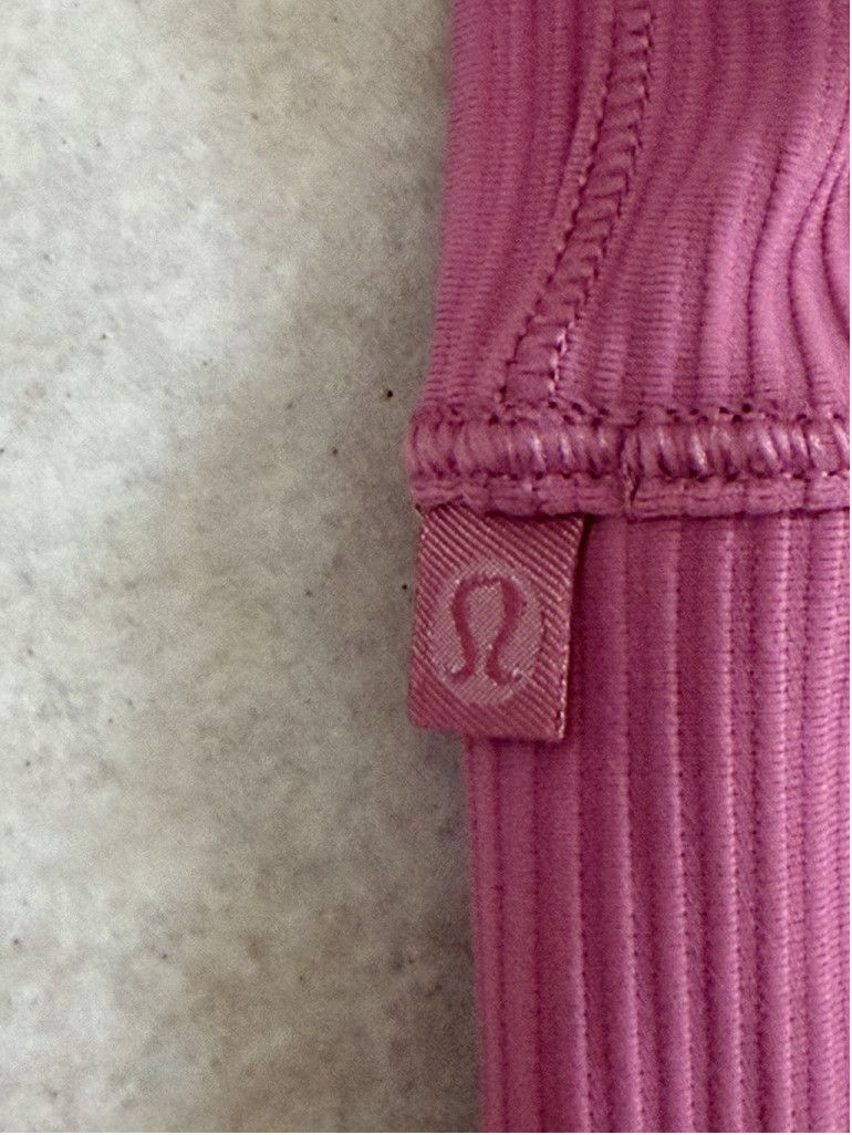 Lululemon LULULEMON POWER PIVOT TANK TOP RIB PINK SIZE 2 PTP 11.5” Size XS / US 0-2 / IT 36-38 - 5 Thumbnail