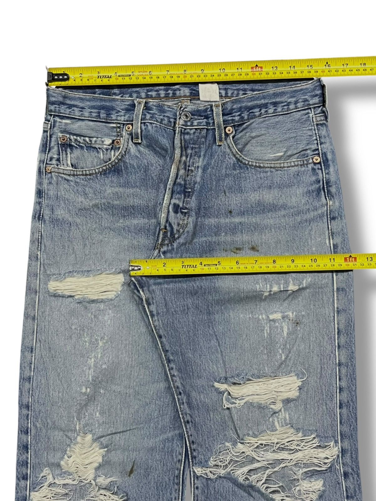 Levi's Vintage Levi’s 501 Button Fly - Faded,Ripped Destroyed Jeans Size US 31 - 18 Thumbnail