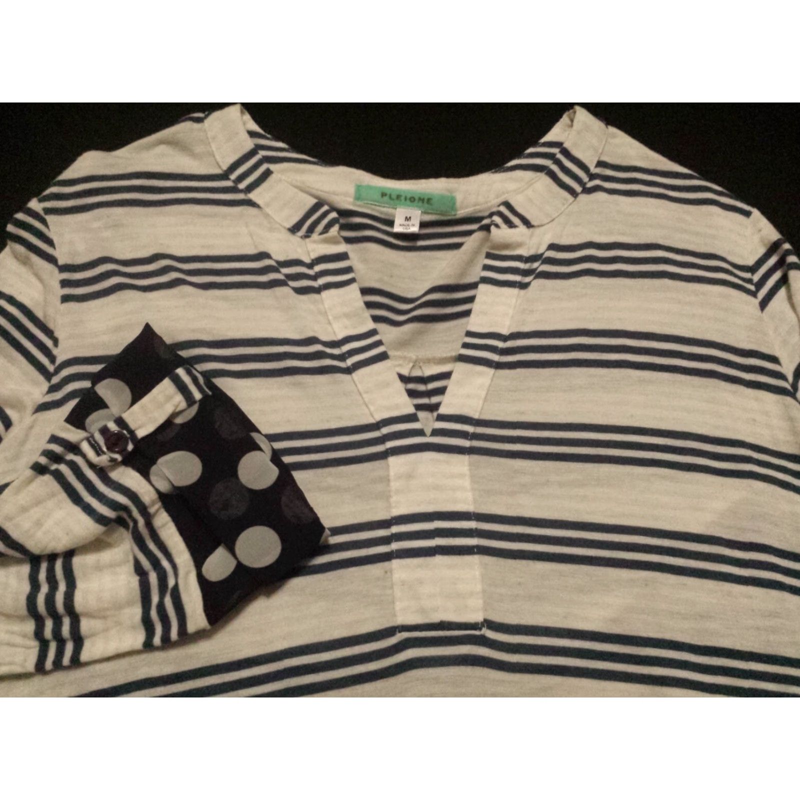Vintage Pleione Shirt Blouse M Blue Striped V-Neck 3/4 Sleeve Polyester Rayon Womens Size M / US 6-8 / IT 42-44 - 2 Thumbnail