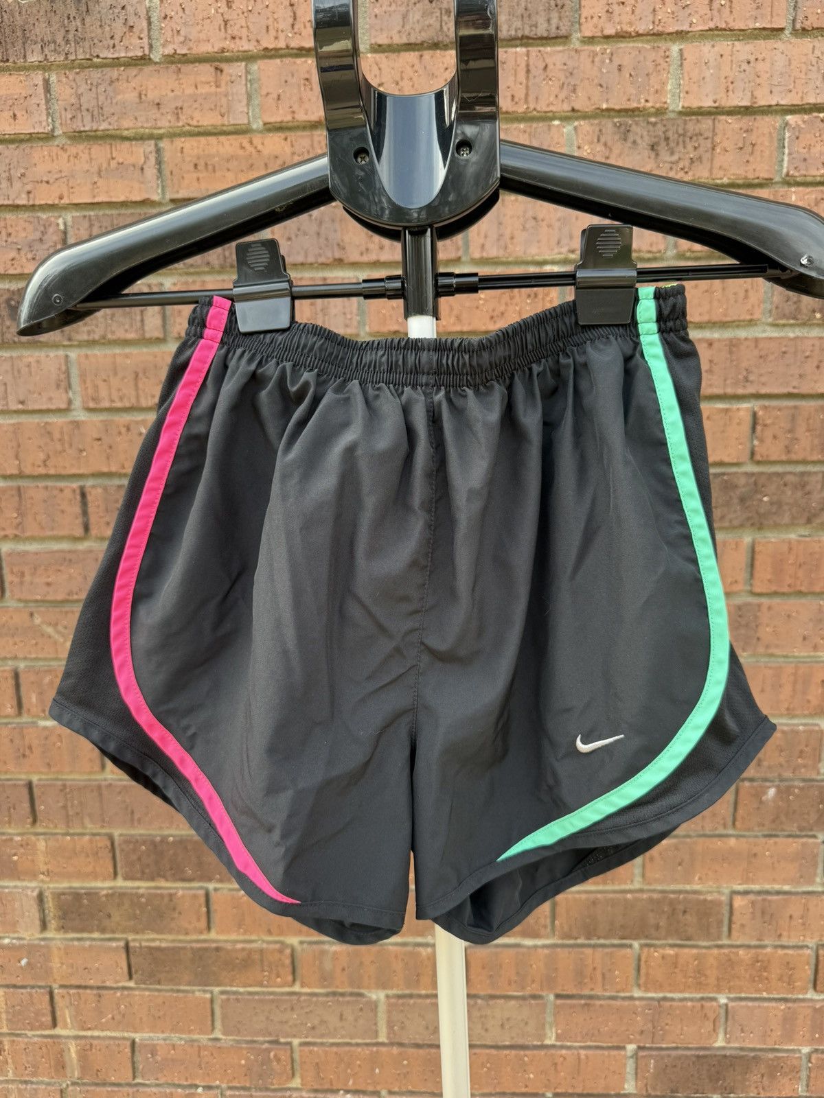 Nike Nike Dri-Fit Tempo 10K Running Shorts Black Multi Color Size 24" / US 00 / IT 34 - 1 Thumbnail