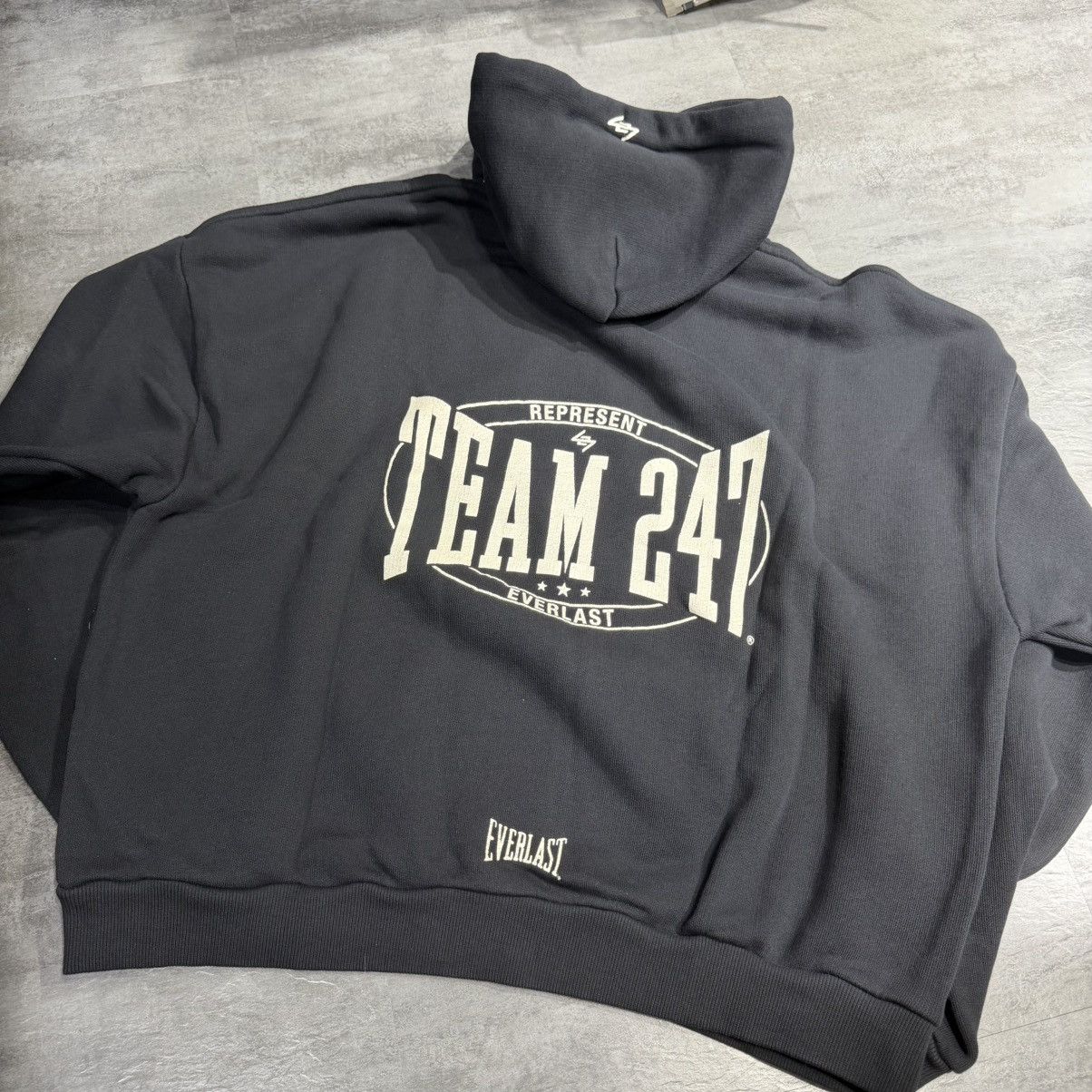 Represent Clo. Represent 247 x Everlast Training Camp Boxy Hoodie Size US M / EU 48-50 / 2 - 2 Thumbnail