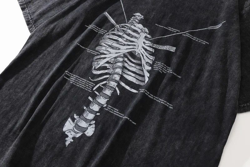 Vintage Streetwear Men Skeleton Oversized Printed Vintage T-Shirt Size US M / EU 48-50 / 2 - 3 Thumbnail