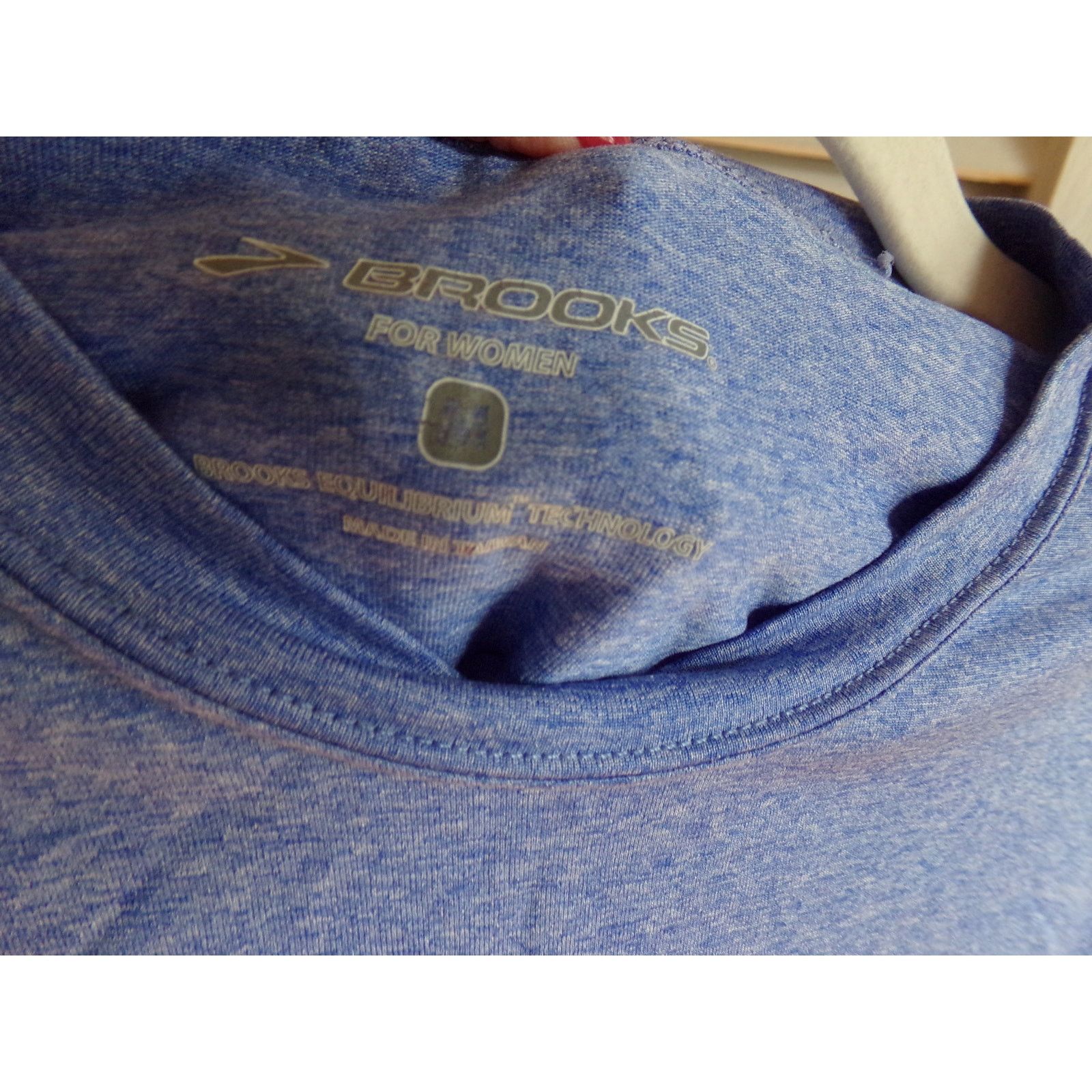 Brooks Brooks for Women running shirt size M Excellent Size M / US 6-8 / IT 42-44 - 4 Thumbnail