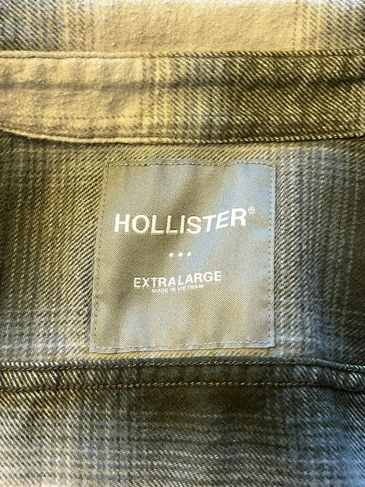 Hollister Worn by D1 basketball player 6’8” 210 Size US XL / EU 56 / 4 - 5 Thumbnail