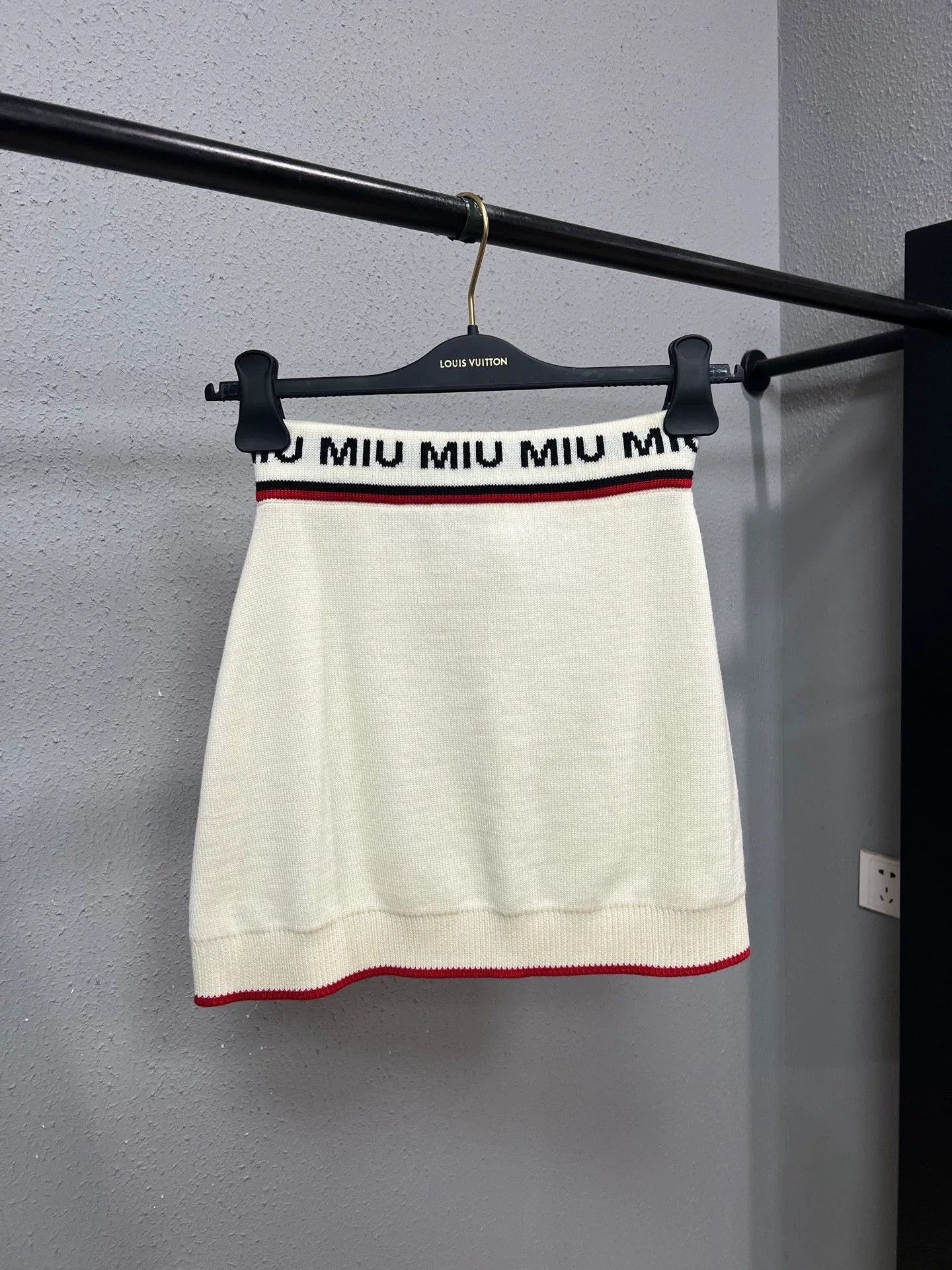 Miu Miu Miu Miu Cream Intarsia Ribbon Logo Cashmere Skirt Size ONE SIZE - 1 Thumbnail