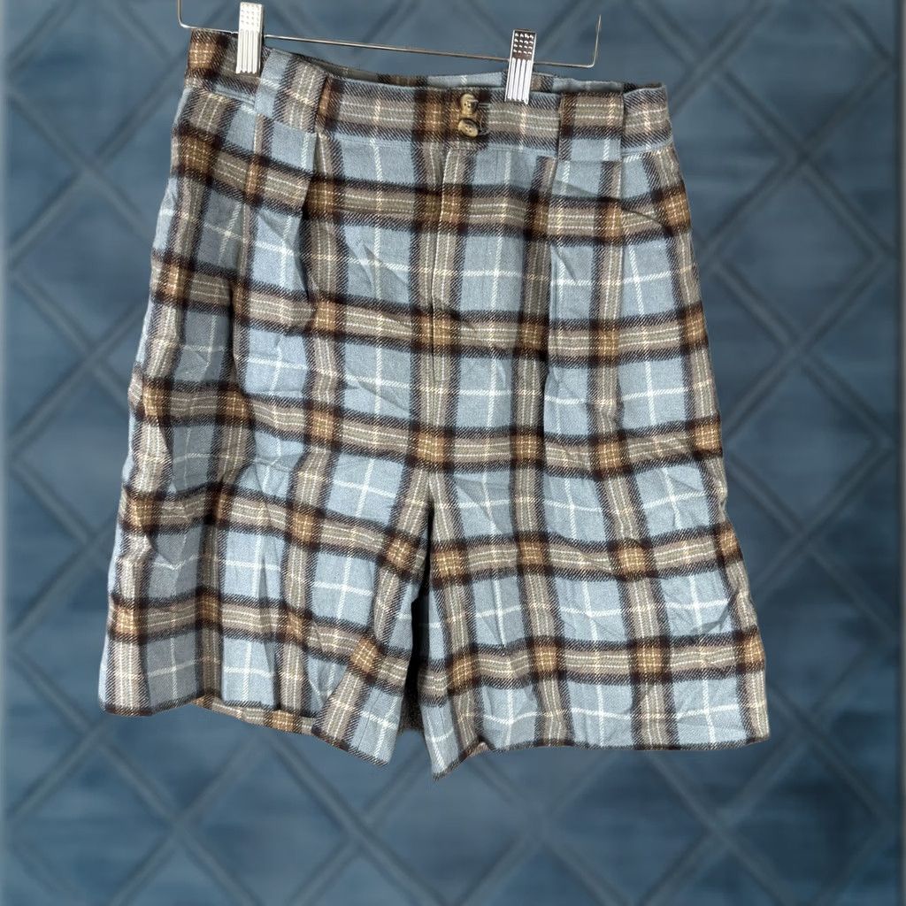 Vintage VINTAGE Cambridge Dry Goods Shorts Womens 10 Blue Plaid Wool Bermuda Pleated Size 32" / US 10 / IT 46 - 1 Thumbnail
