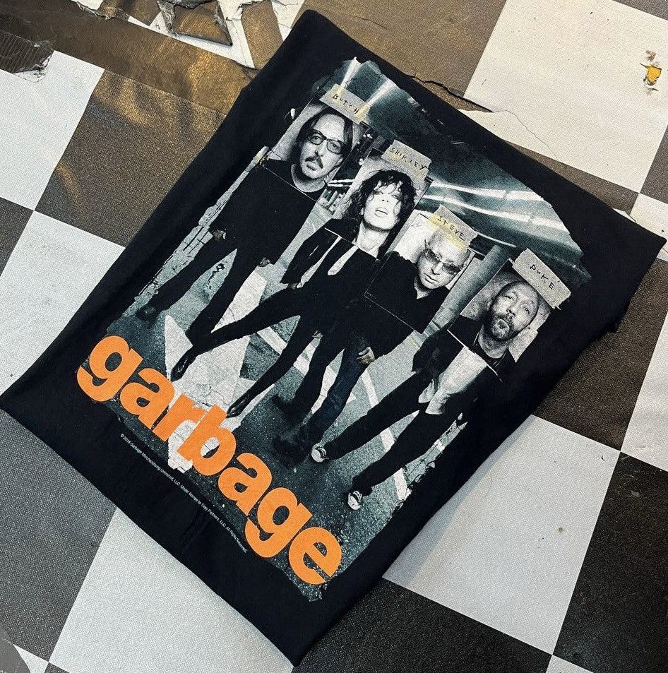 Band Tees Y2K BAND GARBAGE Size US XL / EU 56 / 4 - 6 Thumbnail