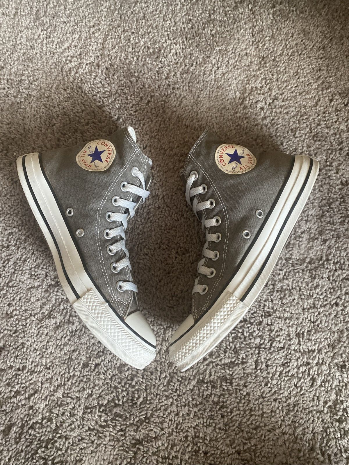 Converse Unisex Converse Chuck Taylor Allstar hi top shoes size 7M/9W Size US 7 / EU 40 - 9 Thumbnail