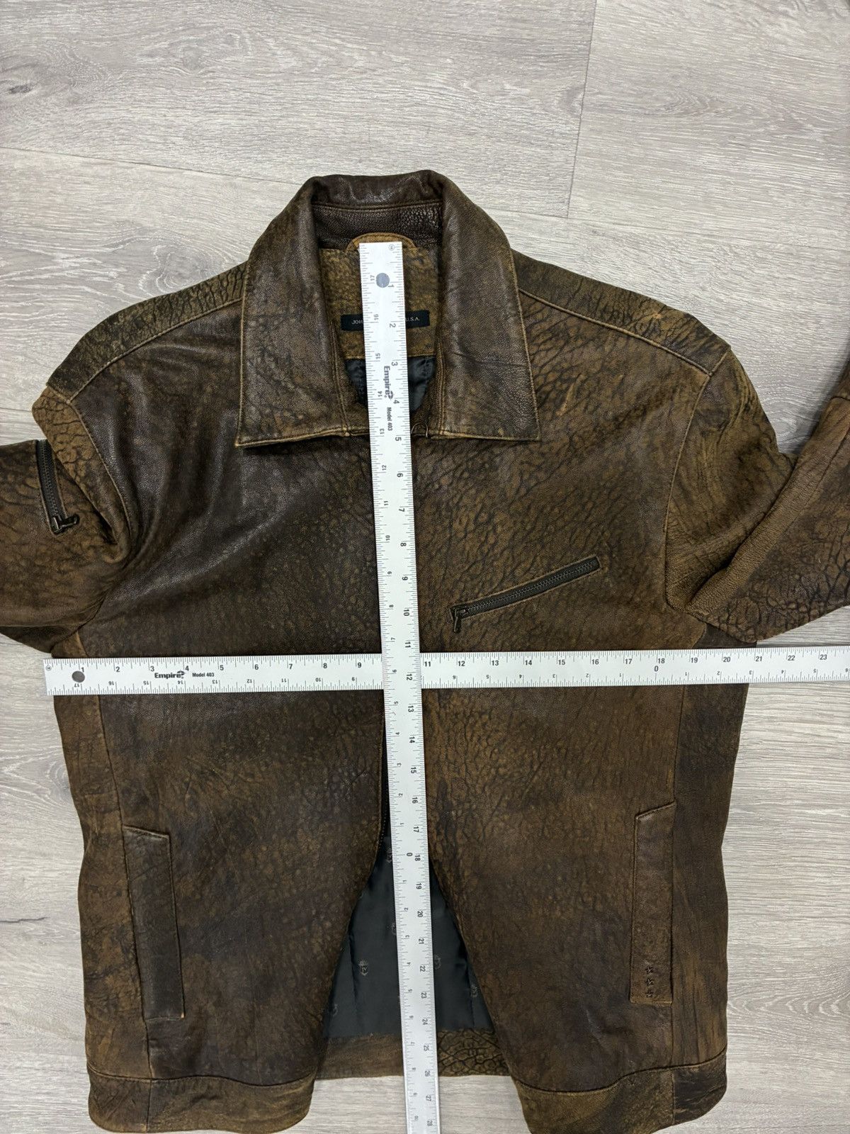 John Varvatos Distressed Leather Jacket medium . Size US M / EU 48-50 / 2 - 16 Thumbnail