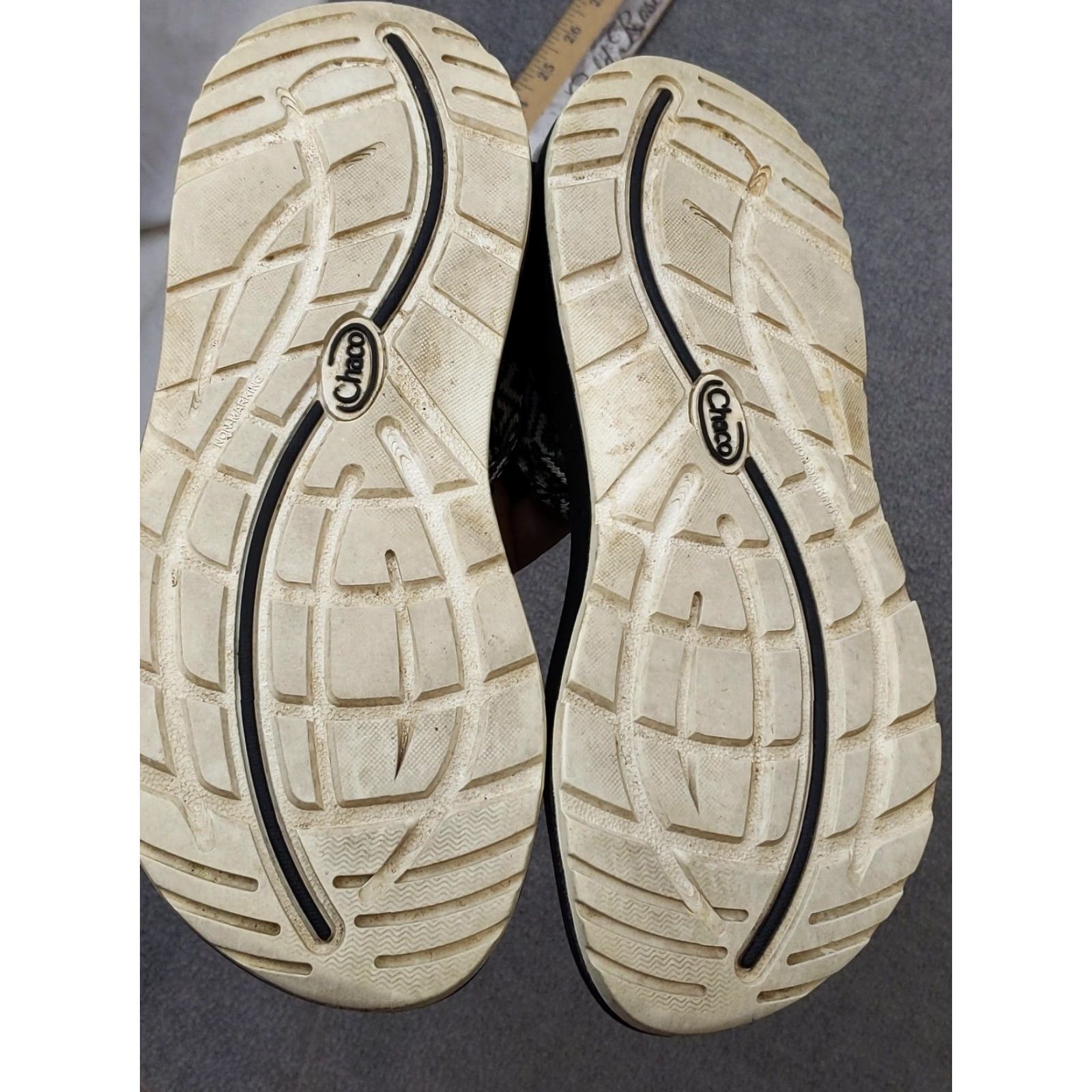 Chaco Chaco Sandals Womens 9 Black White Z/1 Classic Strappy Hiking Sport J106094 Size US 9 / IT 39 - 4 Thumbnail