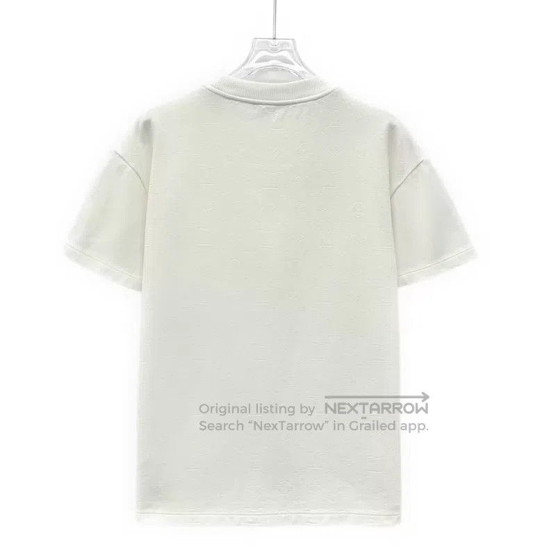 Louis Vuitton Louis Vuitton 24 White Pocket Embossed Cotton Crew Neck Sh Size US S / EU 44-46 / 1 - 2 Thumbnail