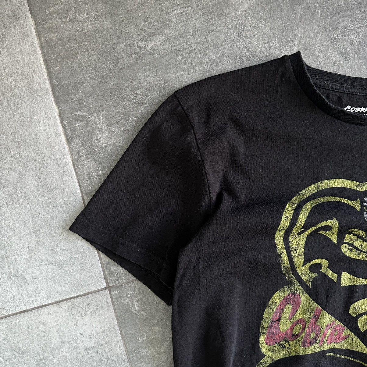 Cobra × Vintage Vintage Cobra Kai T-shirts Big Logo Band Sport-wear Y2K 00s Size US M / EU 48-50 / 2 - 6 Thumbnail