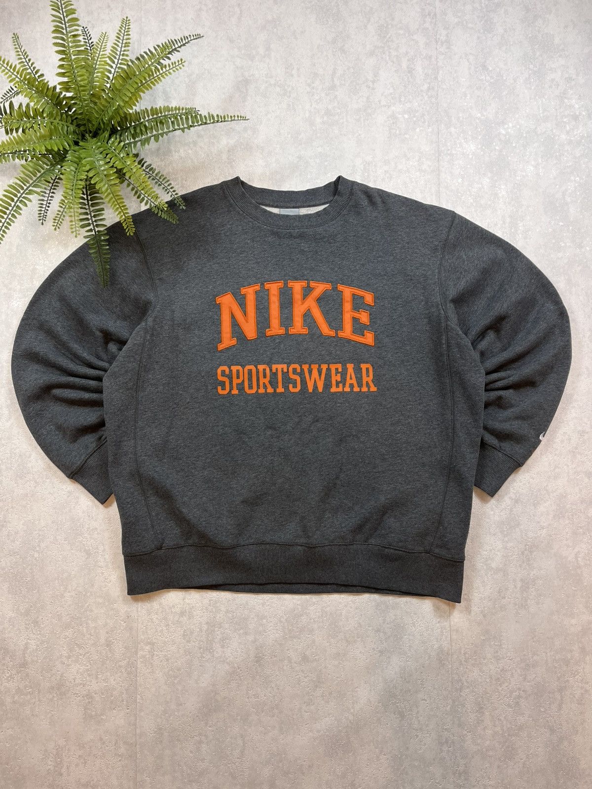 Nike 90’s NIKE RETRO BIG SPELLOUT LOGO BOXY SWOOSH Y2K CREWNECK Size US XL / EU 56 / 4 - 1 Thumbnail