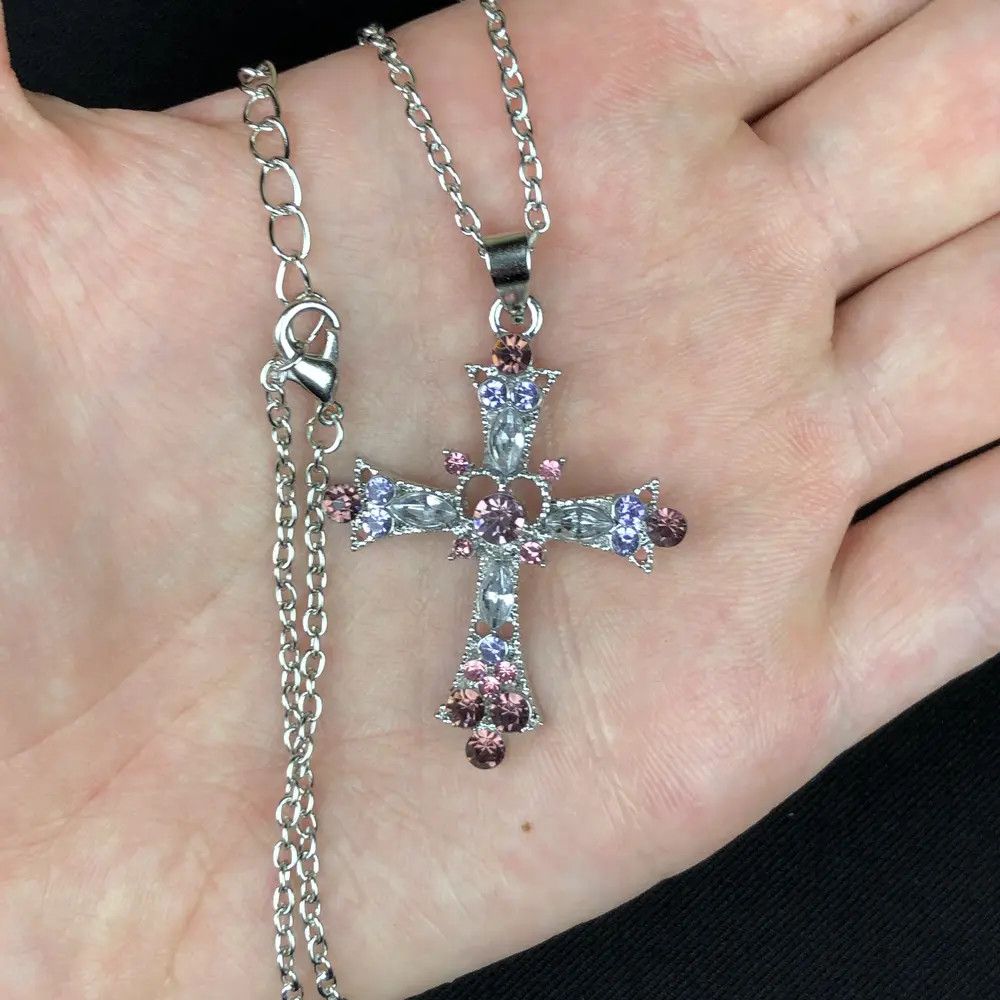 Jewelry Y2K Cross Crystal Necklace Chain Size ONE SIZE - 1 Thumbnail
