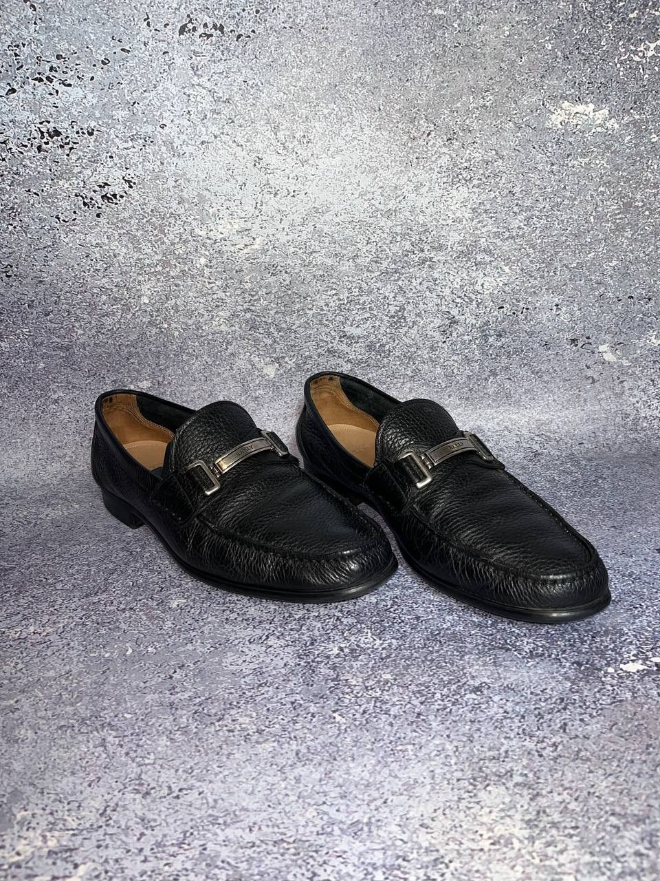 Bally Bally Grained Black Leather Silver Logo Loafers boots dress Size US 10 / EU 43 - 6 Thumbnail