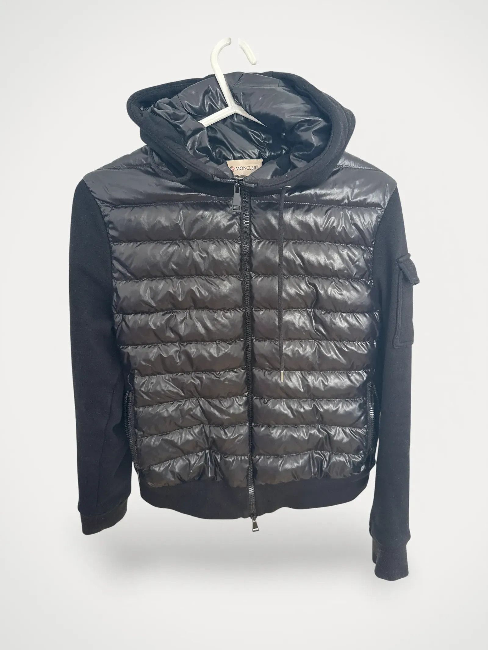 Moncler Moncler Jacket Size XS / US 0-2 / IT 36-38 - 1 Thumbnail