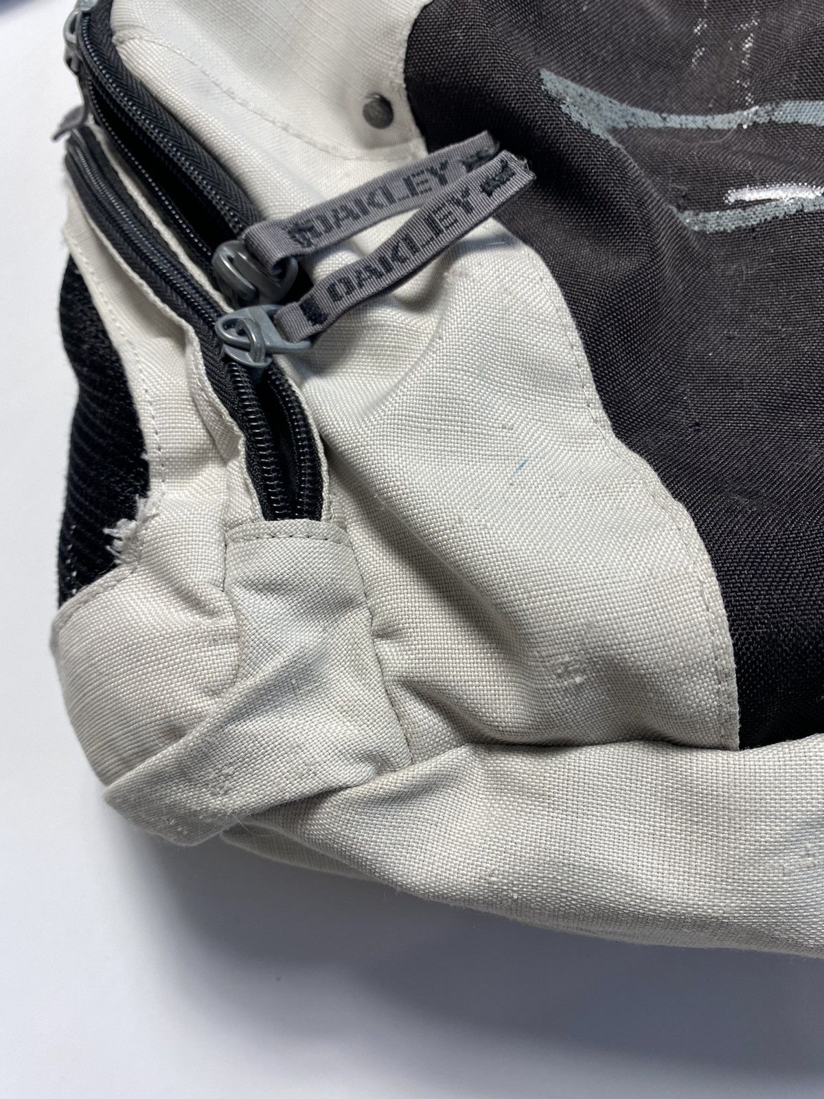 Japanese Brand × Oakley Oakley Archive Y2K Field Tactical SoftWare BackPack Bag Size ONE SIZE - 5 Thumbnail