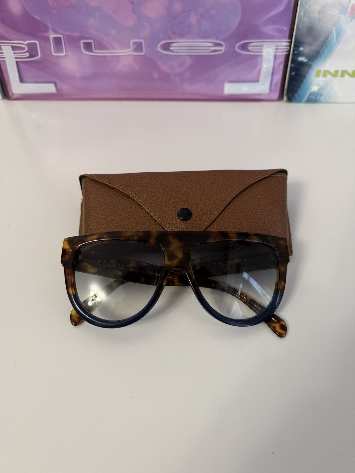 Celine Celine CL 41026/S Oversized Tortoise Shell Sunglasses Luxury Size ONE SIZE - 1 Thumbnail