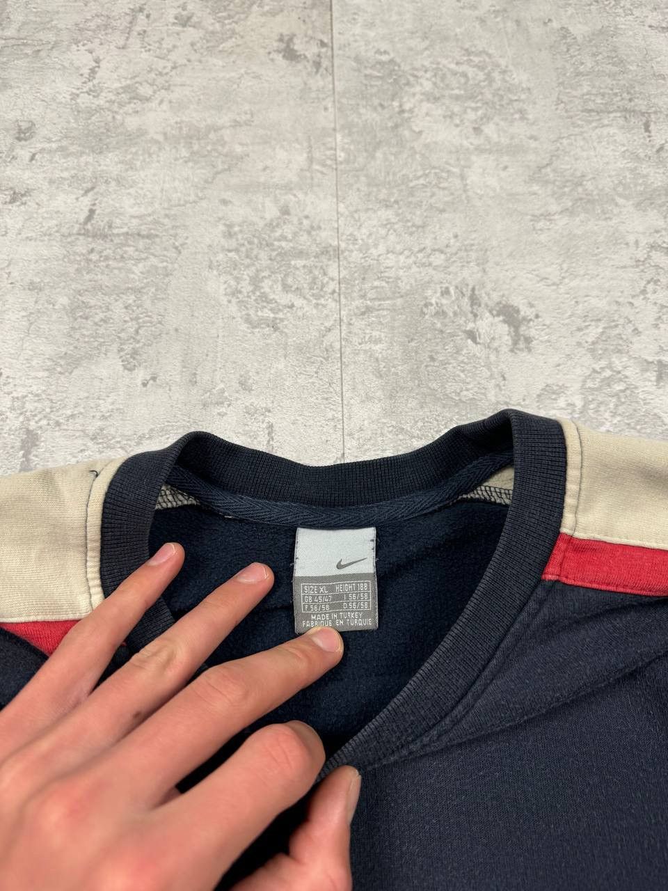 Nike Vintage Nike Y2K sweatshirt Size XL Size US XL / EU 56 / 4 - 8 Thumbnail