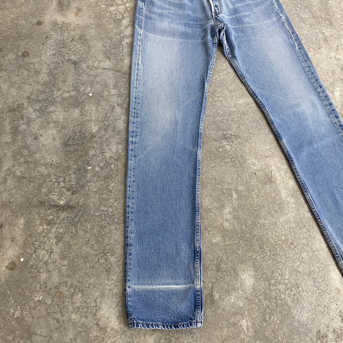 Levi's Size 29x36 Vintage 1997 Levis 501 Faded Blue Denim Jeans Size US 29 - 5 Thumbnail
