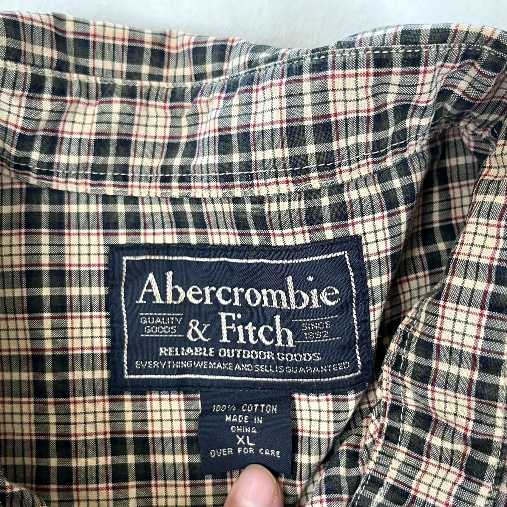 Abercrombie & Fitch Abercrombie & Fitch Shirt Mens XL Beige Plaid Long Sleeve Button Front Casual Size US XL / EU 56 / 4 - 4 Thumbnail