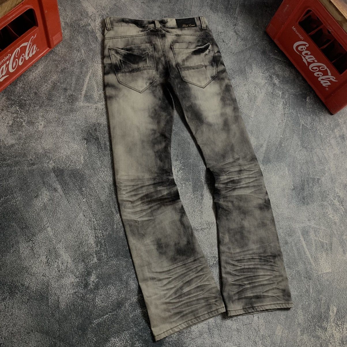 Japanese Brand Black Crown Contras Distressed Fade But Cut Jeans Size US 28 / EU 44 - 12 Thumbnail